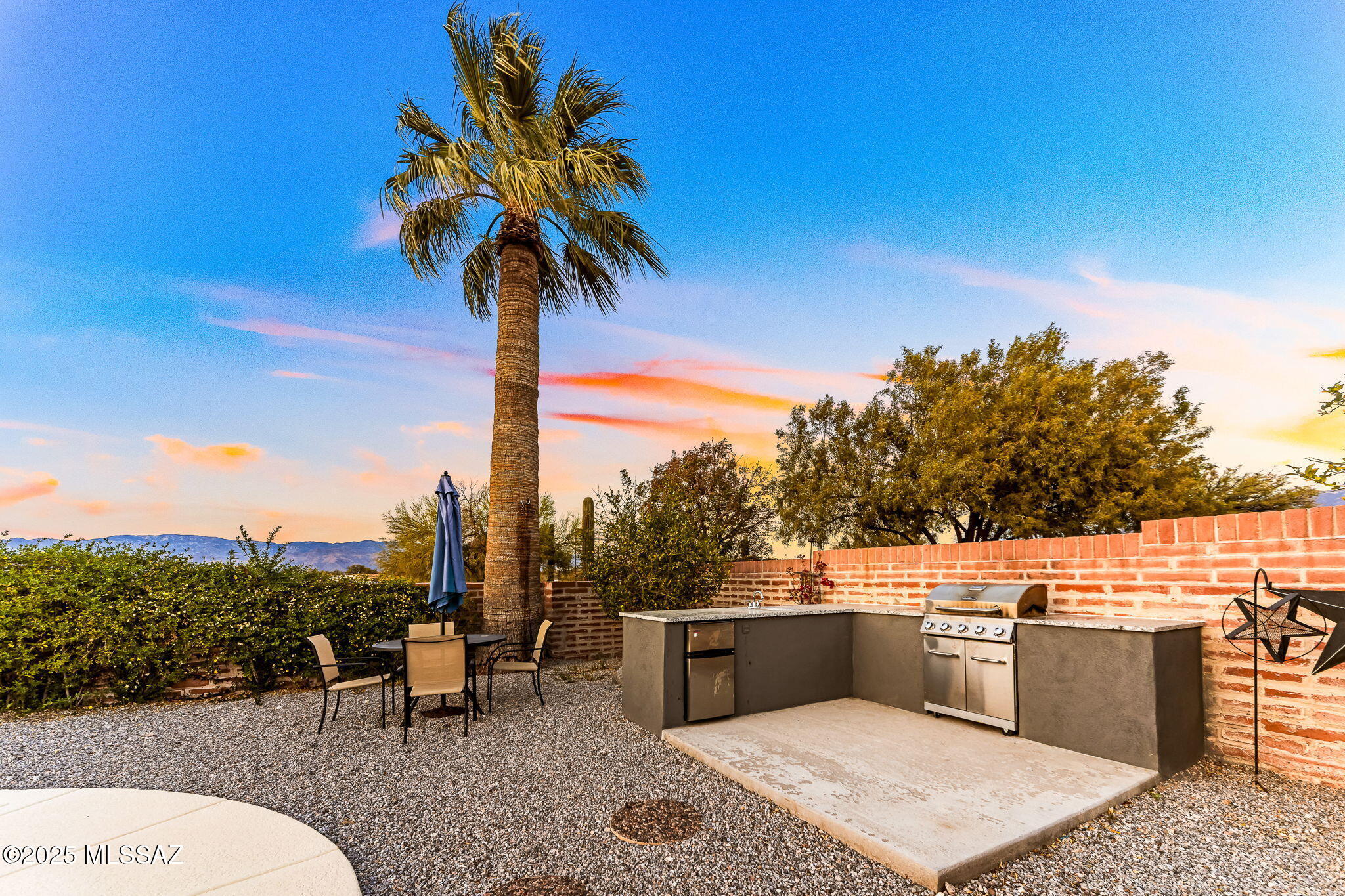 10915 E Pinal Vista