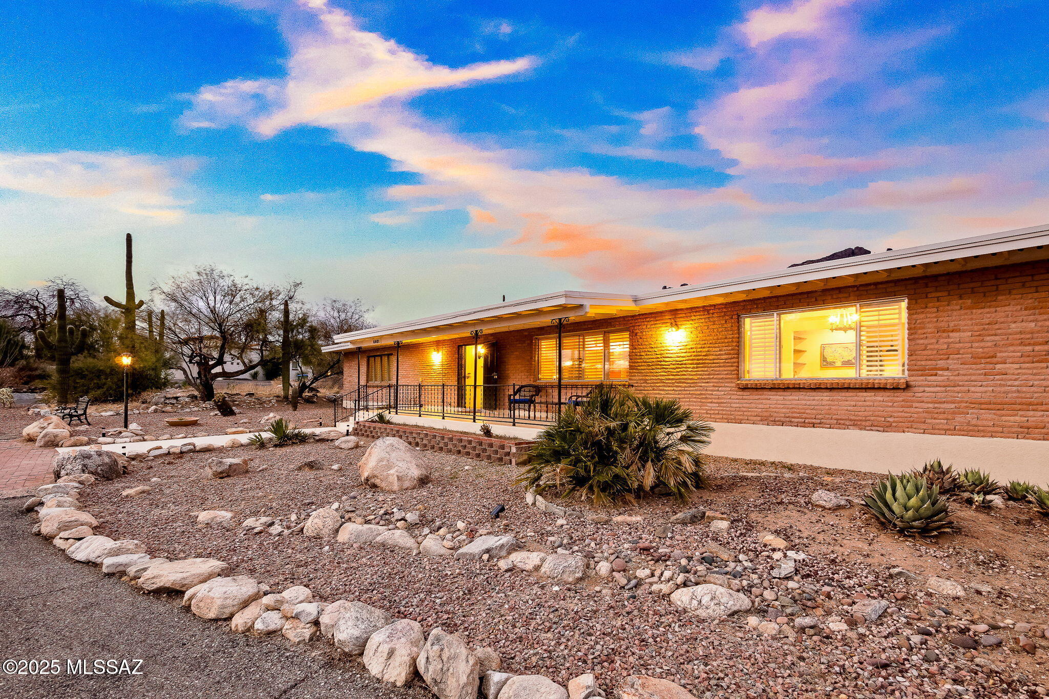 6601 N Donna Beatrix Circle