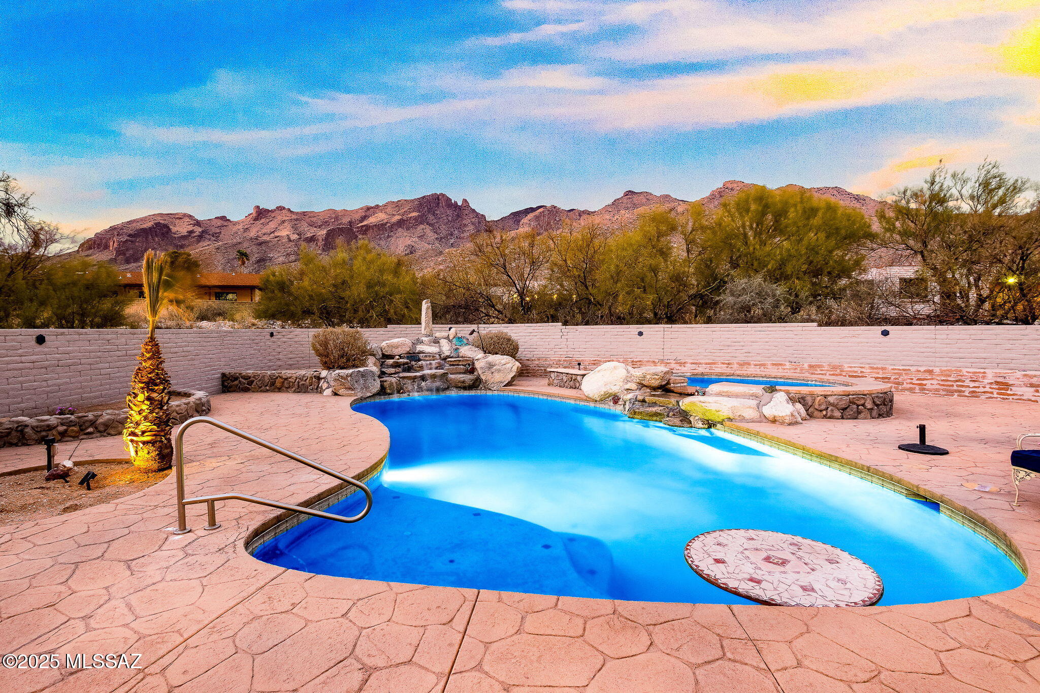 6601 N Donna Beatrix Circle