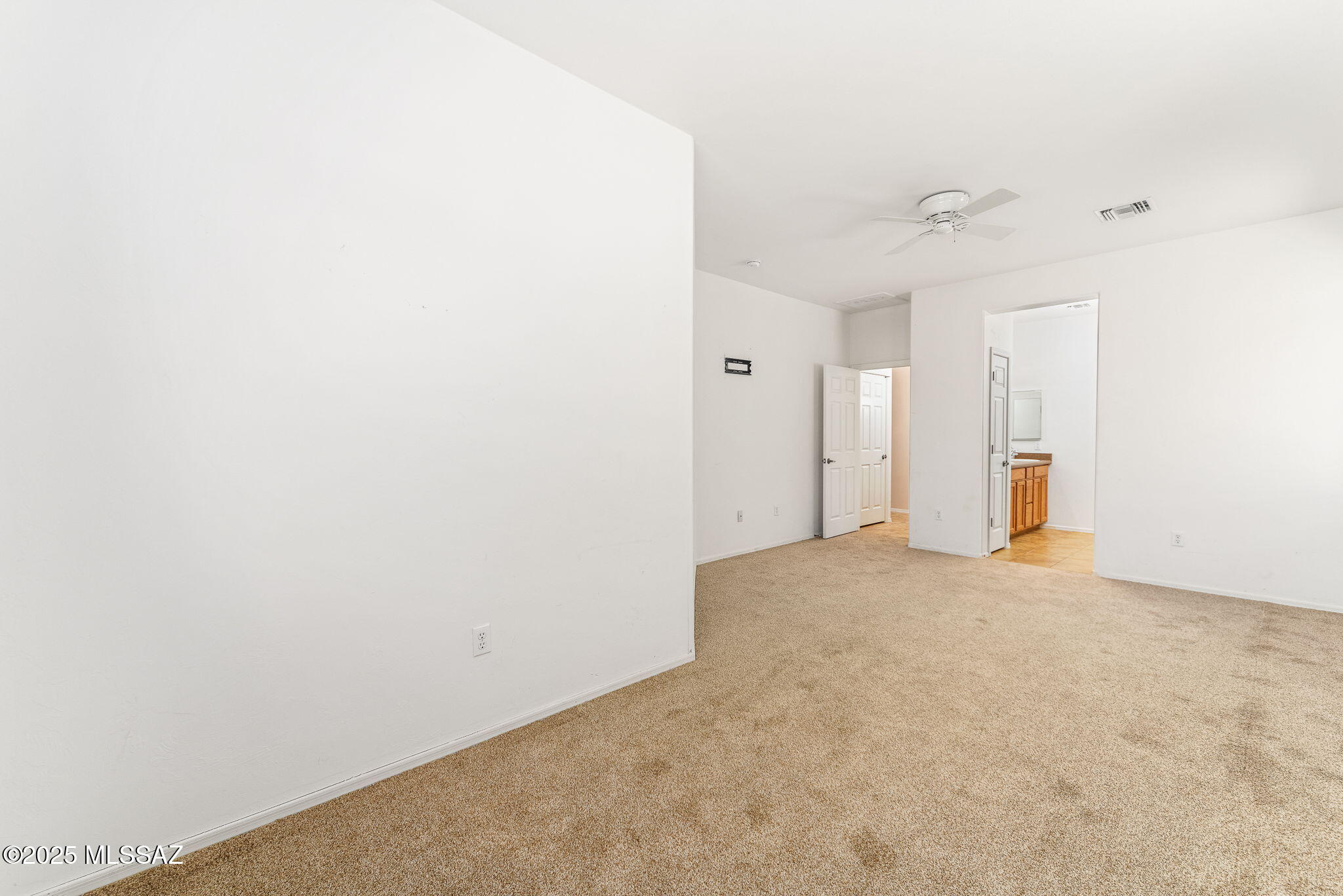 1142 W Pastora Peak Drive