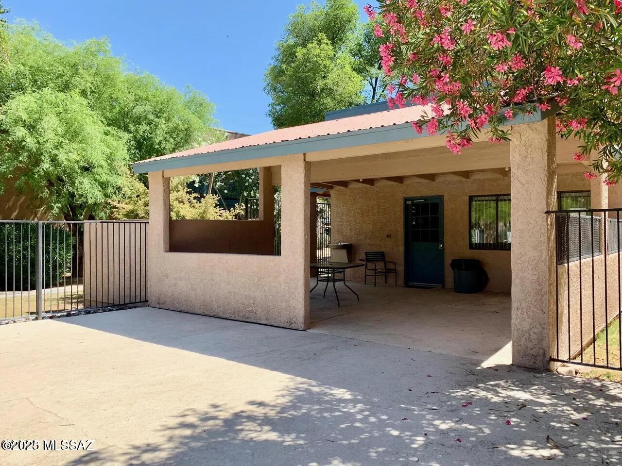 8080 E Speedway Boulevard Unit: UNIT 112