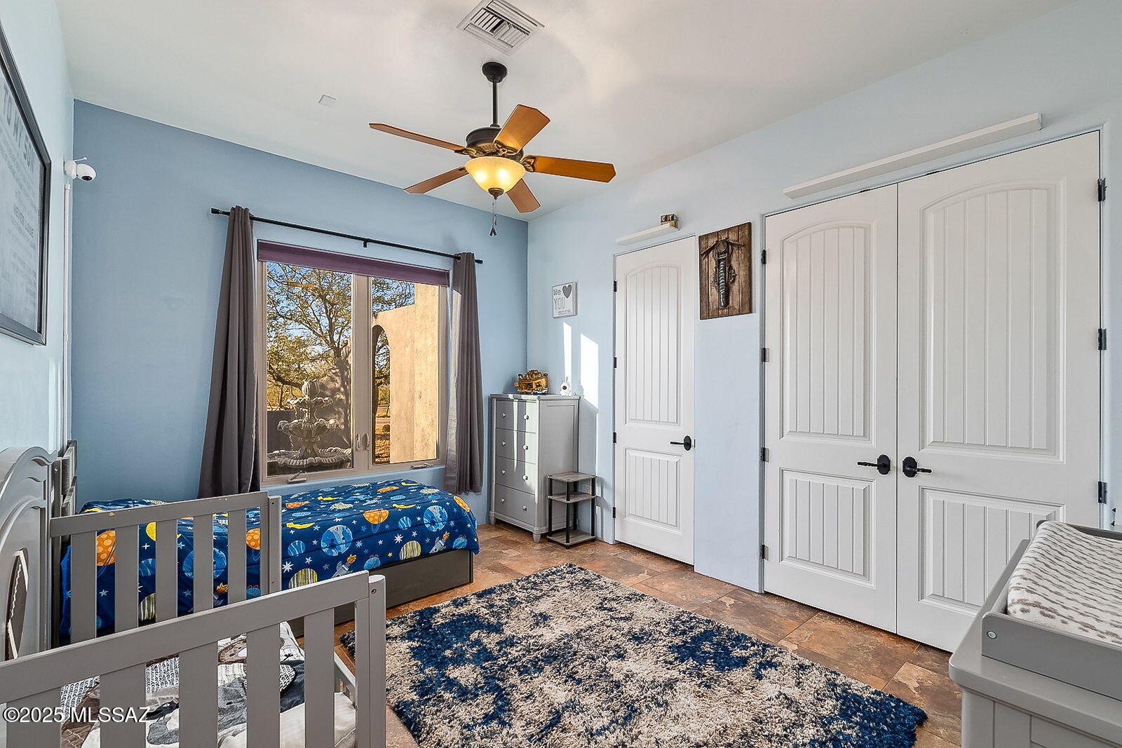 3351 W Horse Ride Loop