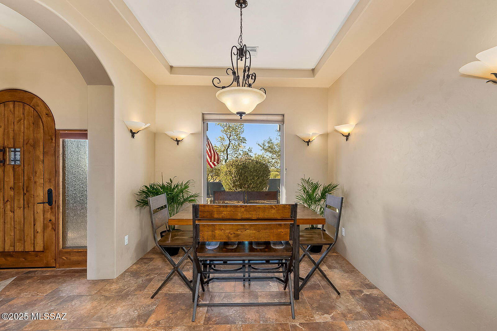 3351 W Horse Ride Loop