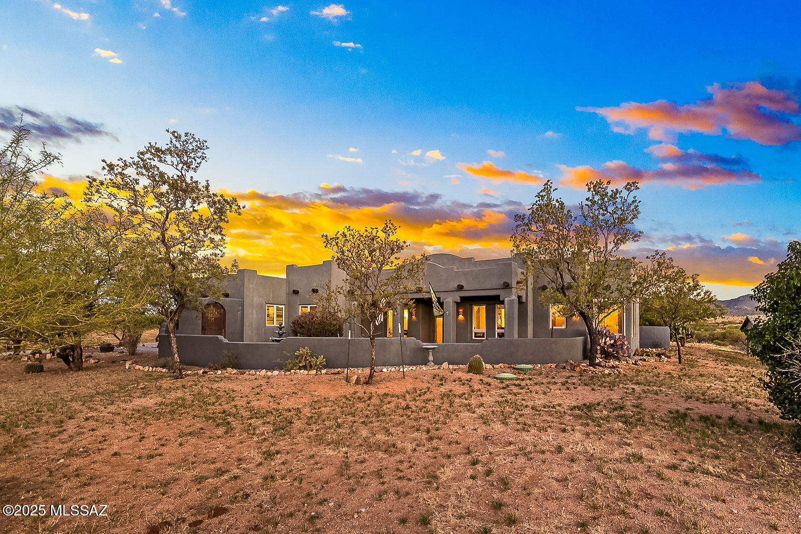 3351 W Horse Ride Loop