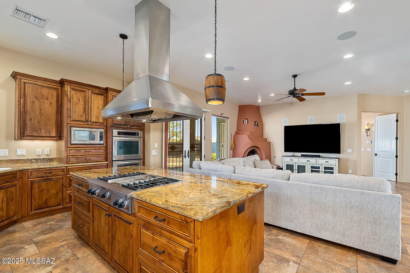 3351 W Horse Ride Loop