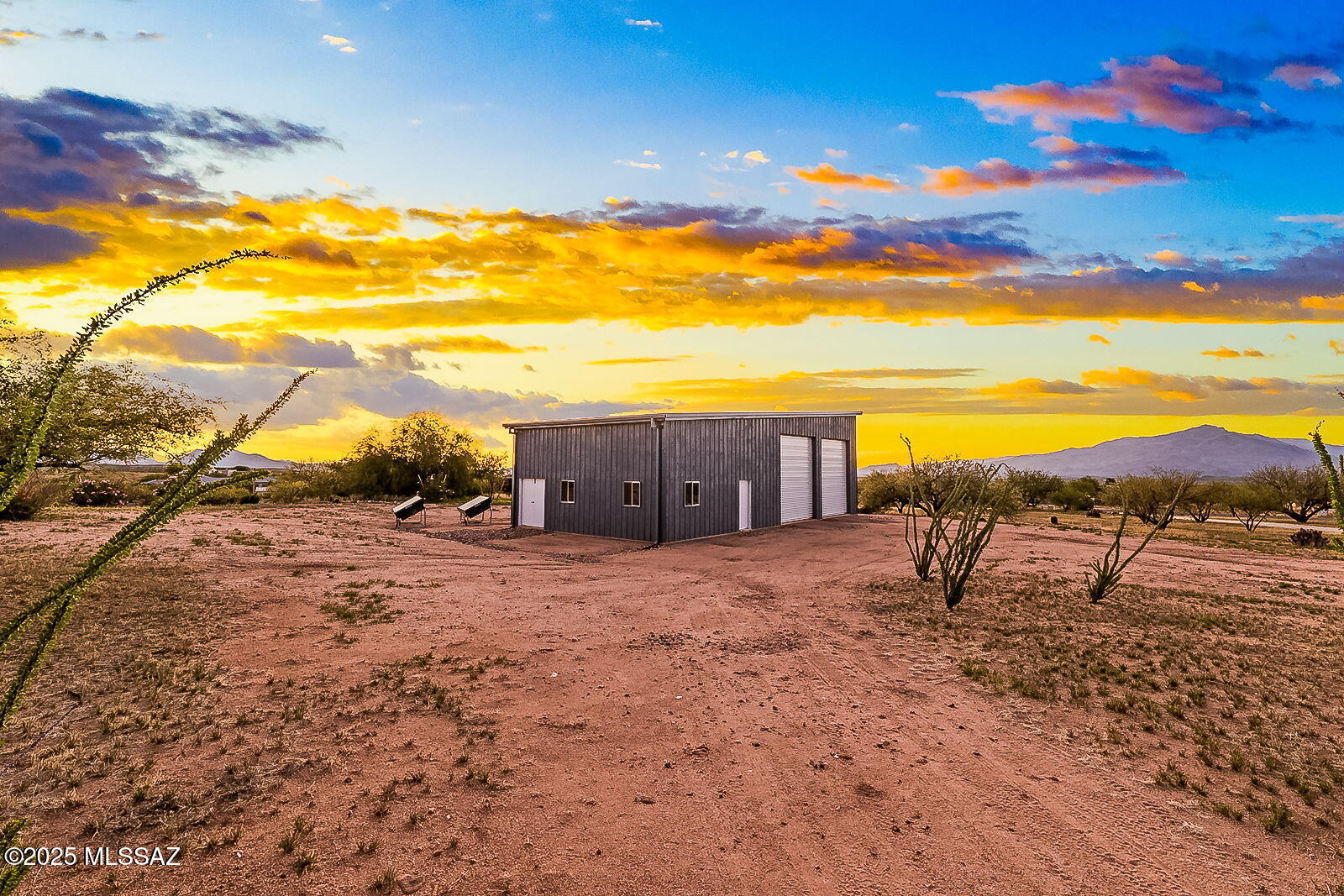 3351 W Horse Ride Loop