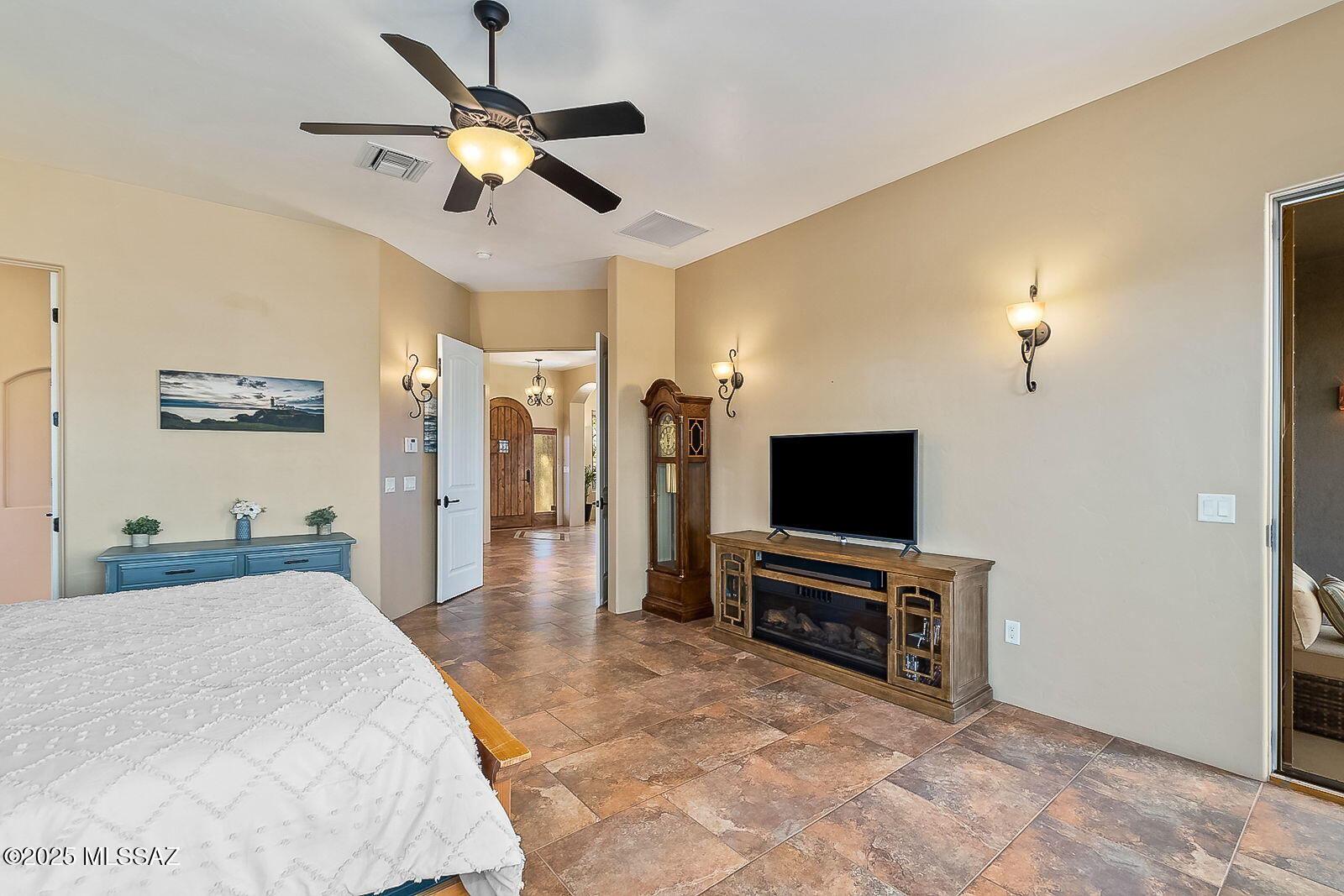 3351 W Horse Ride Loop