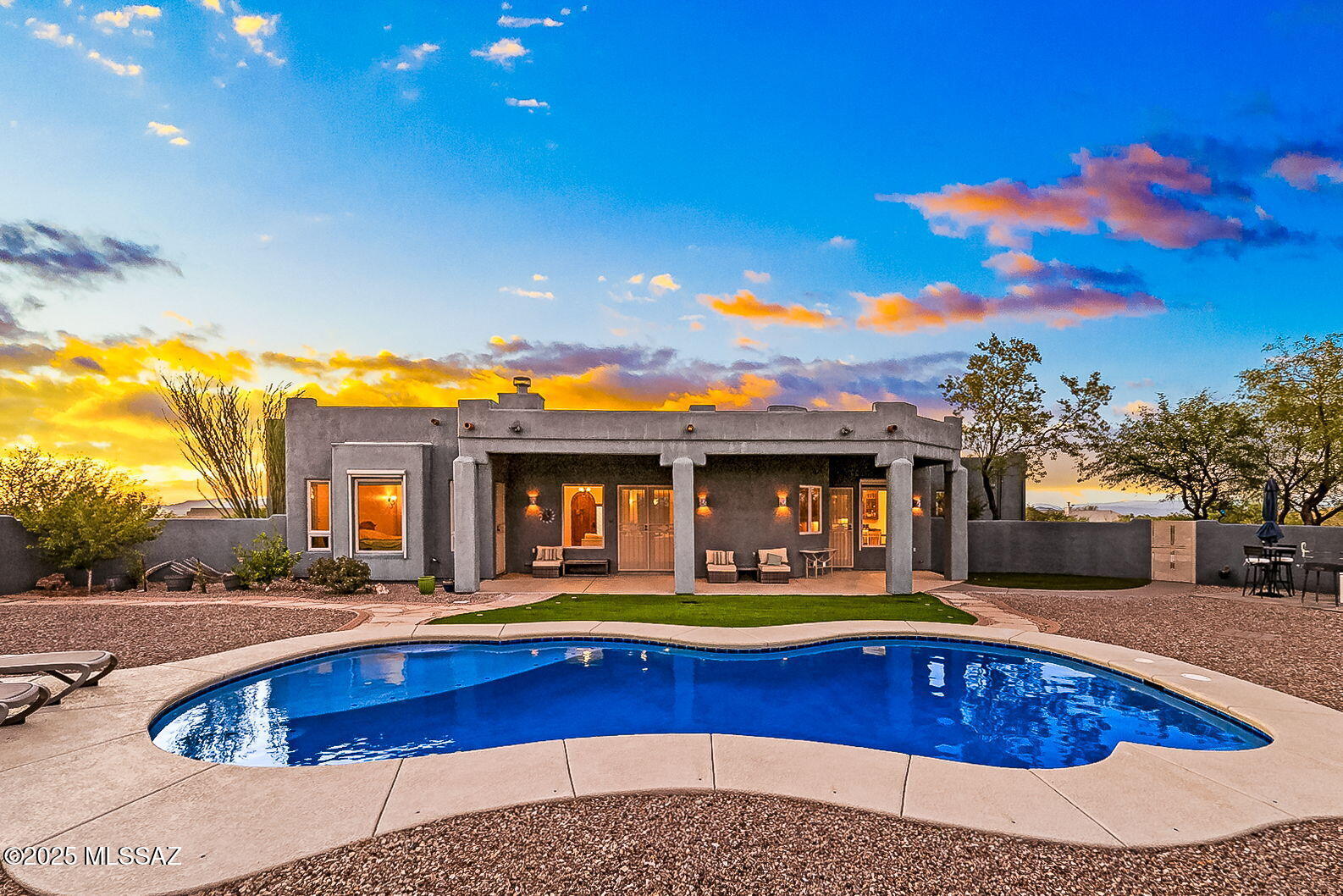 3351 W Horse Ride Loop