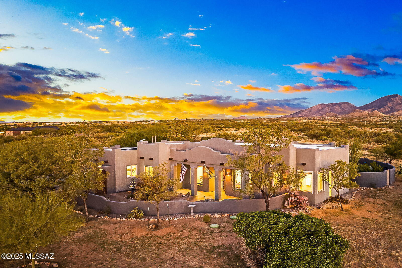 3351 W Horse Ride Loop