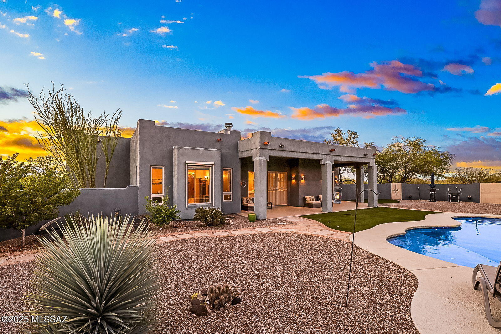 3351 W Horse Ride Loop