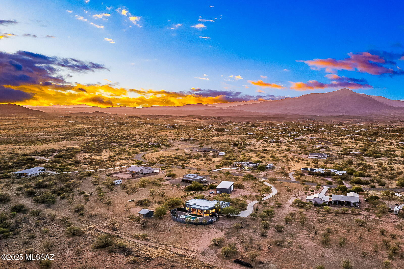 3351 W Horse Ride Loop