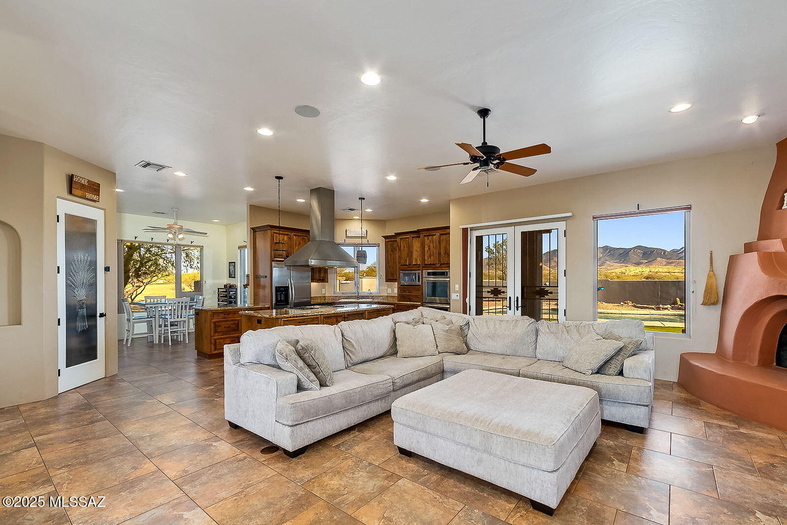 3351 W Horse Ride Loop