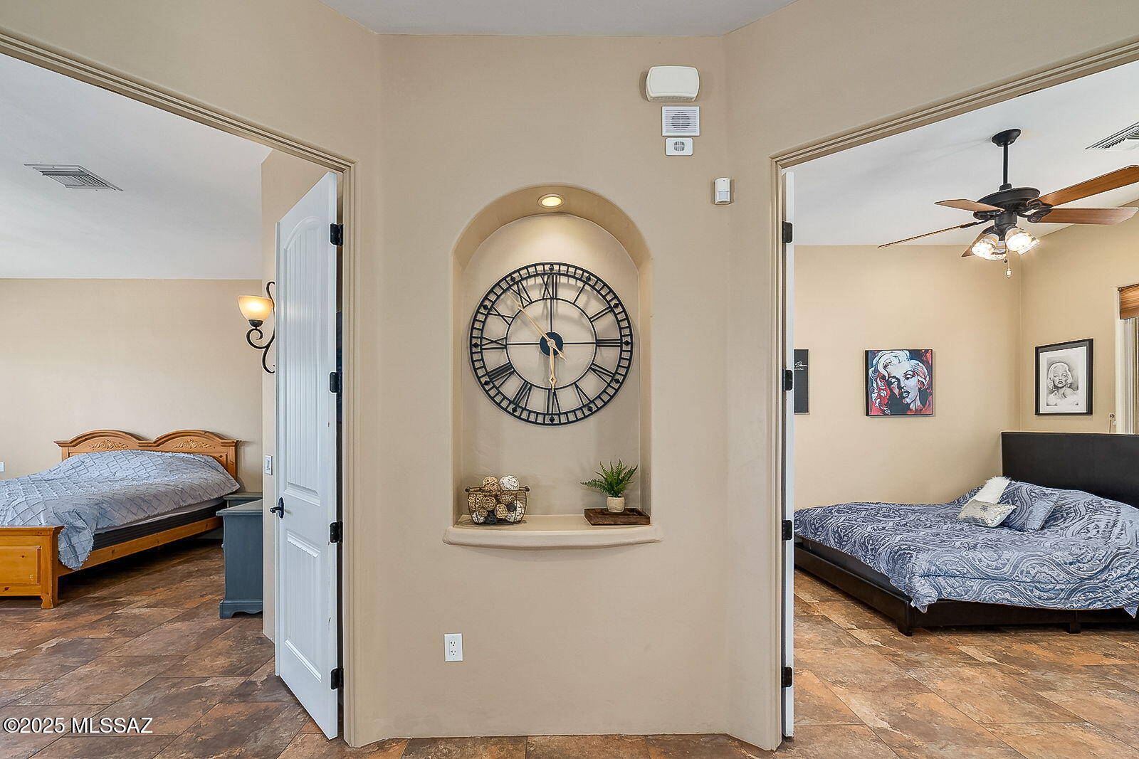 3351 W Horse Ride Loop