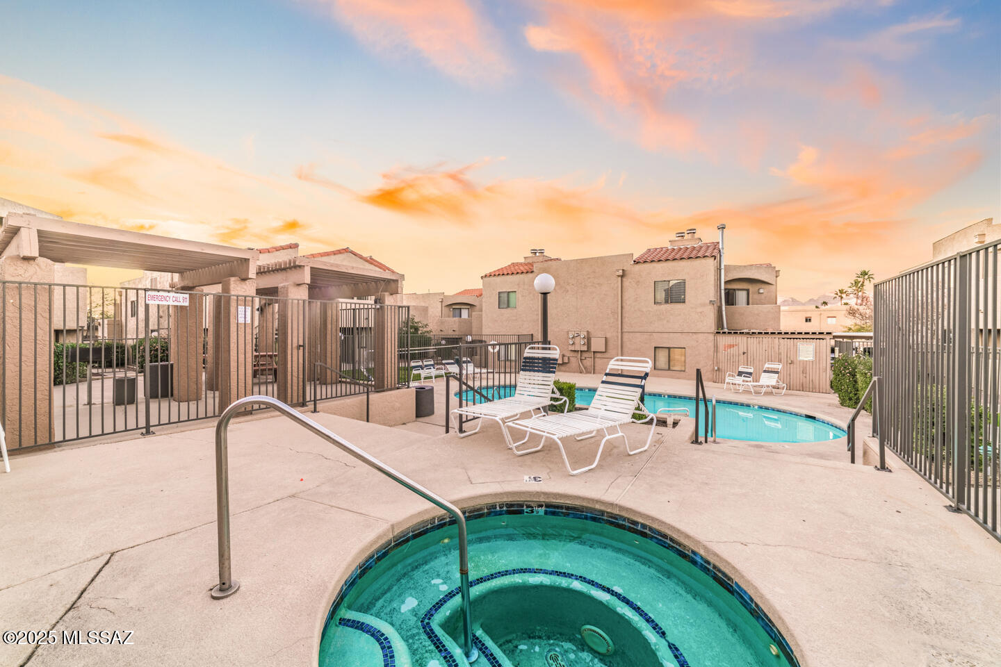 1745 E Glenn Street Unit: 121