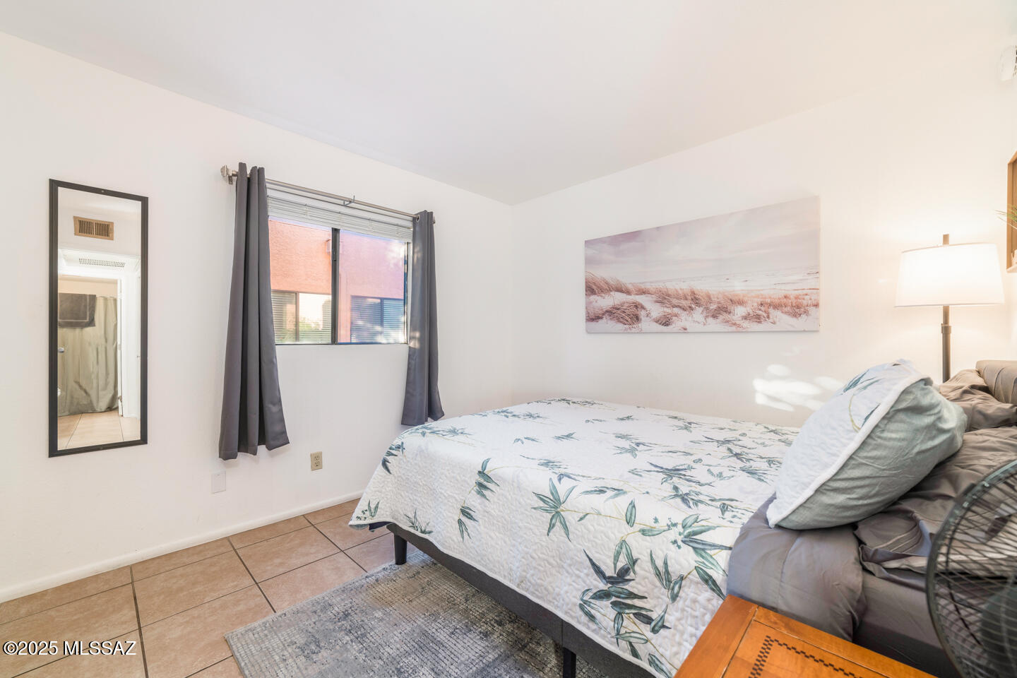 1745 E Glenn Street Unit: 121