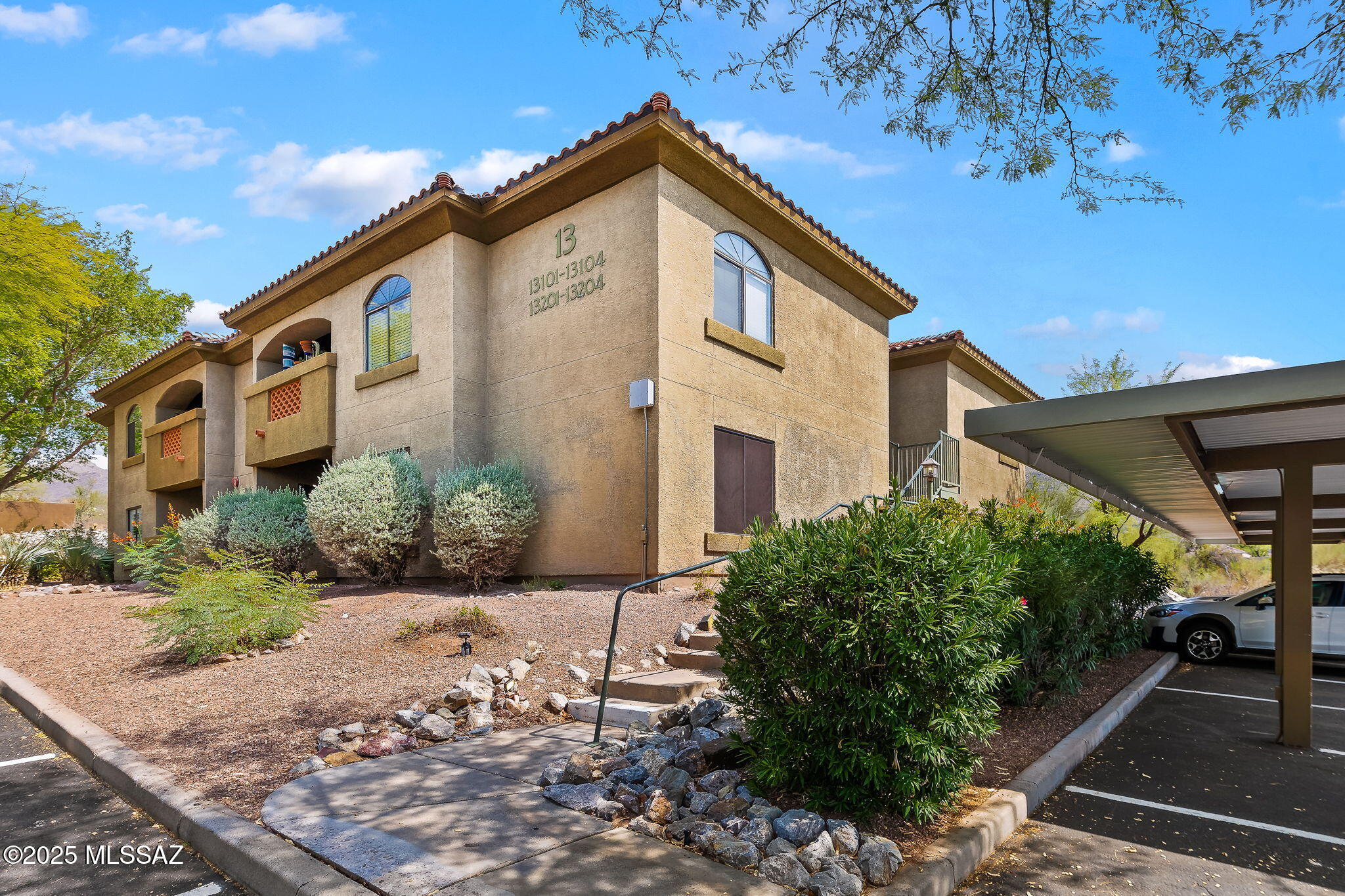 5751 N Kolb Road Unit: 13103