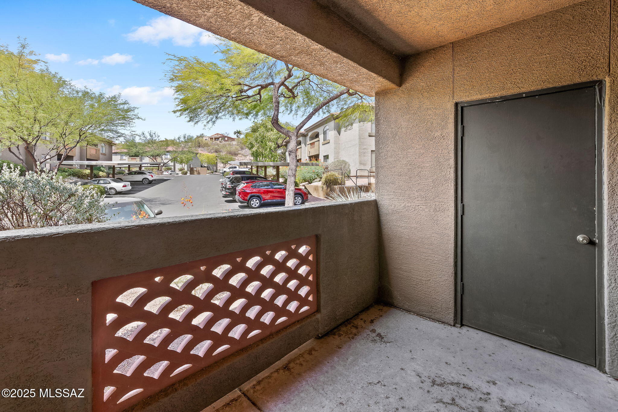 5751 N Kolb Road Unit: 13103