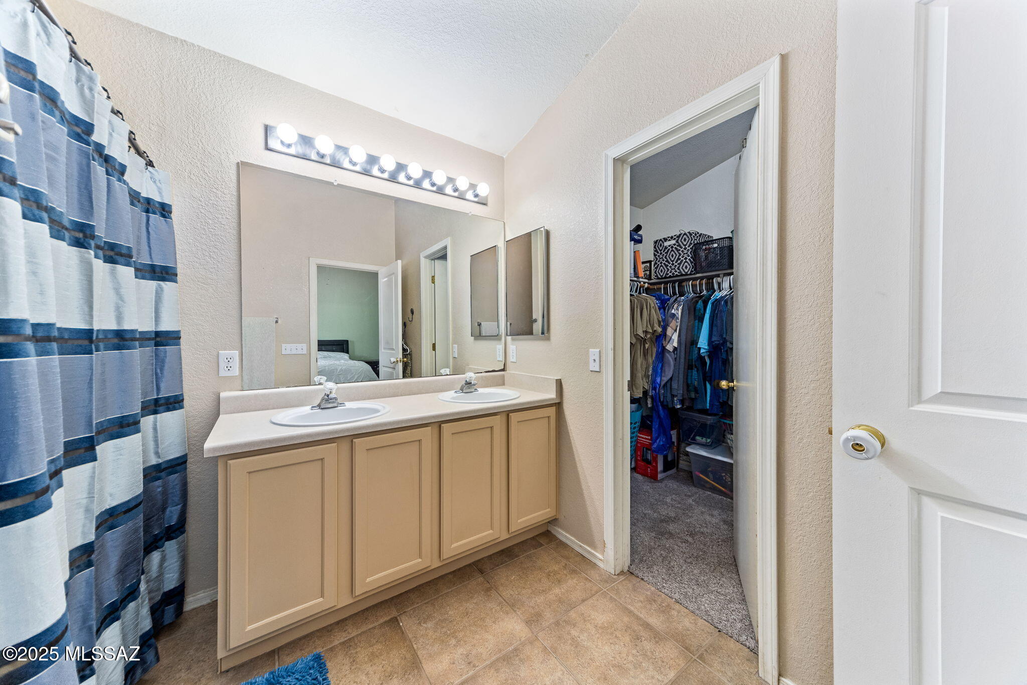 9428 E Marquis Diamond Lane