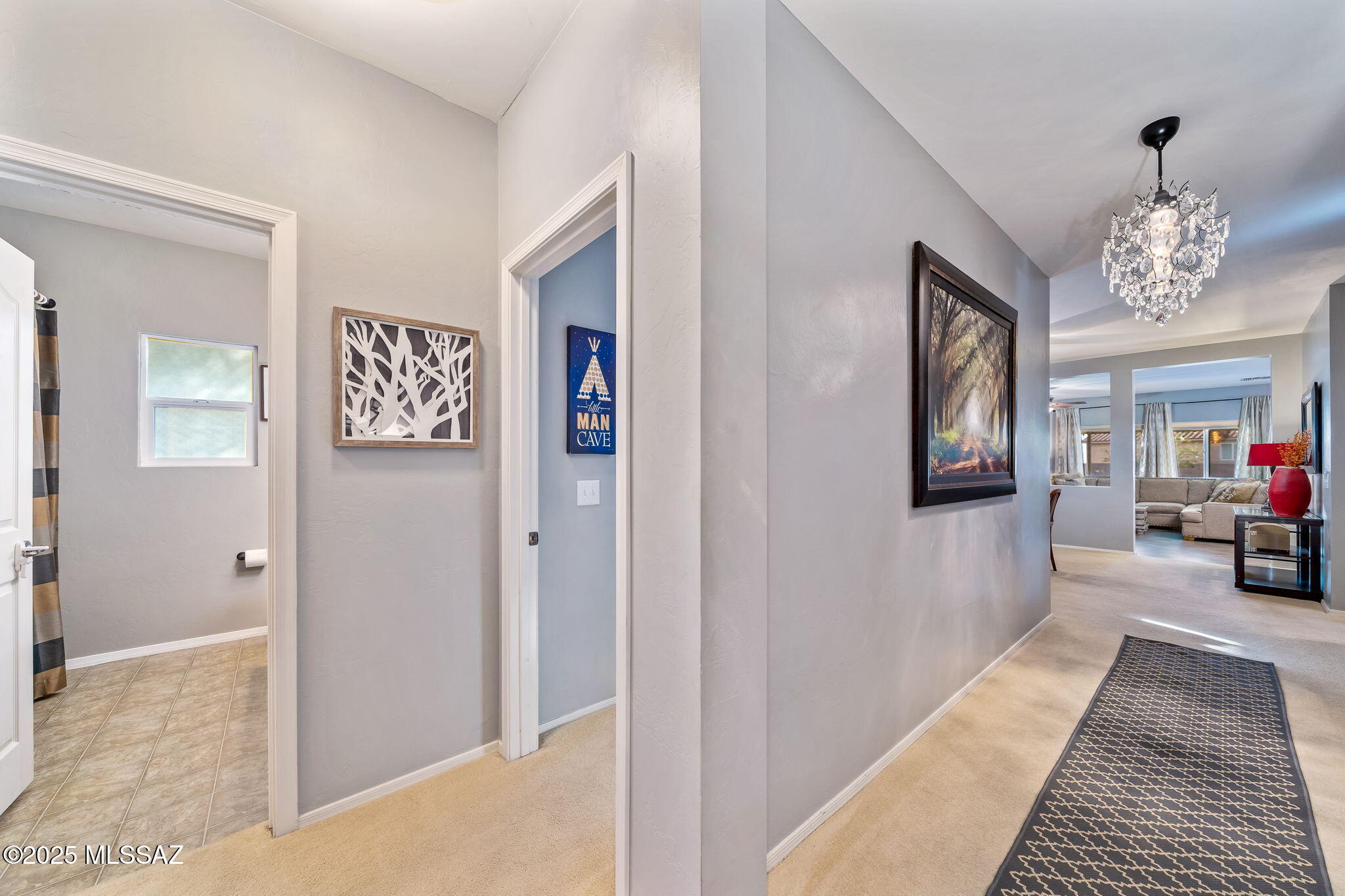 643 W Charles L McKay Street