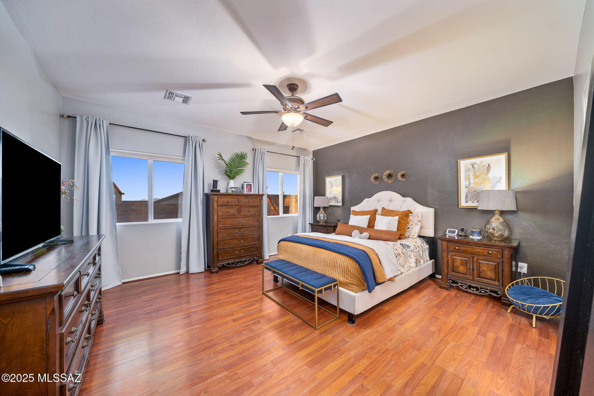 643 W Charles L McKay Street