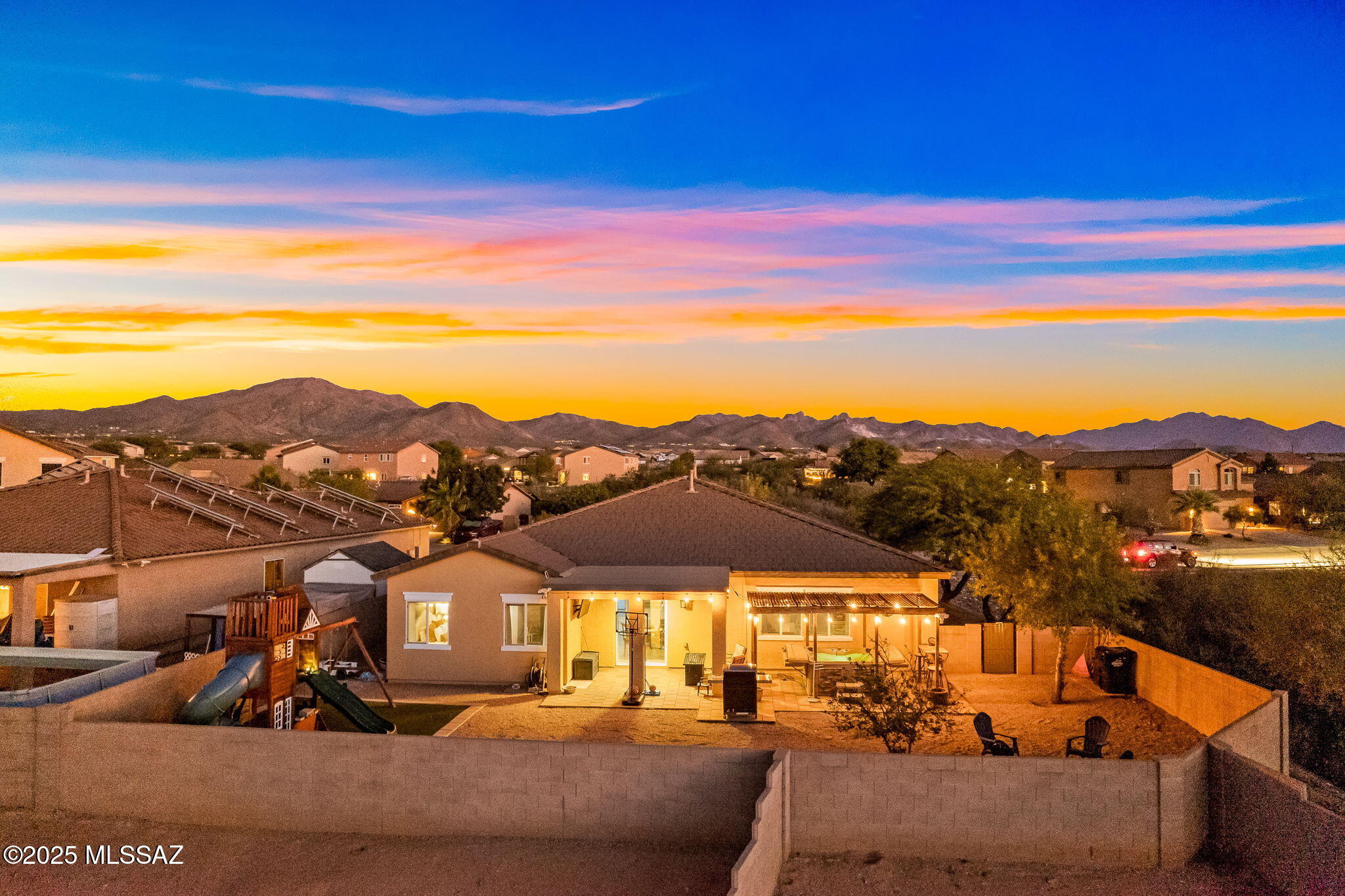 643 W Charles L McKay Street