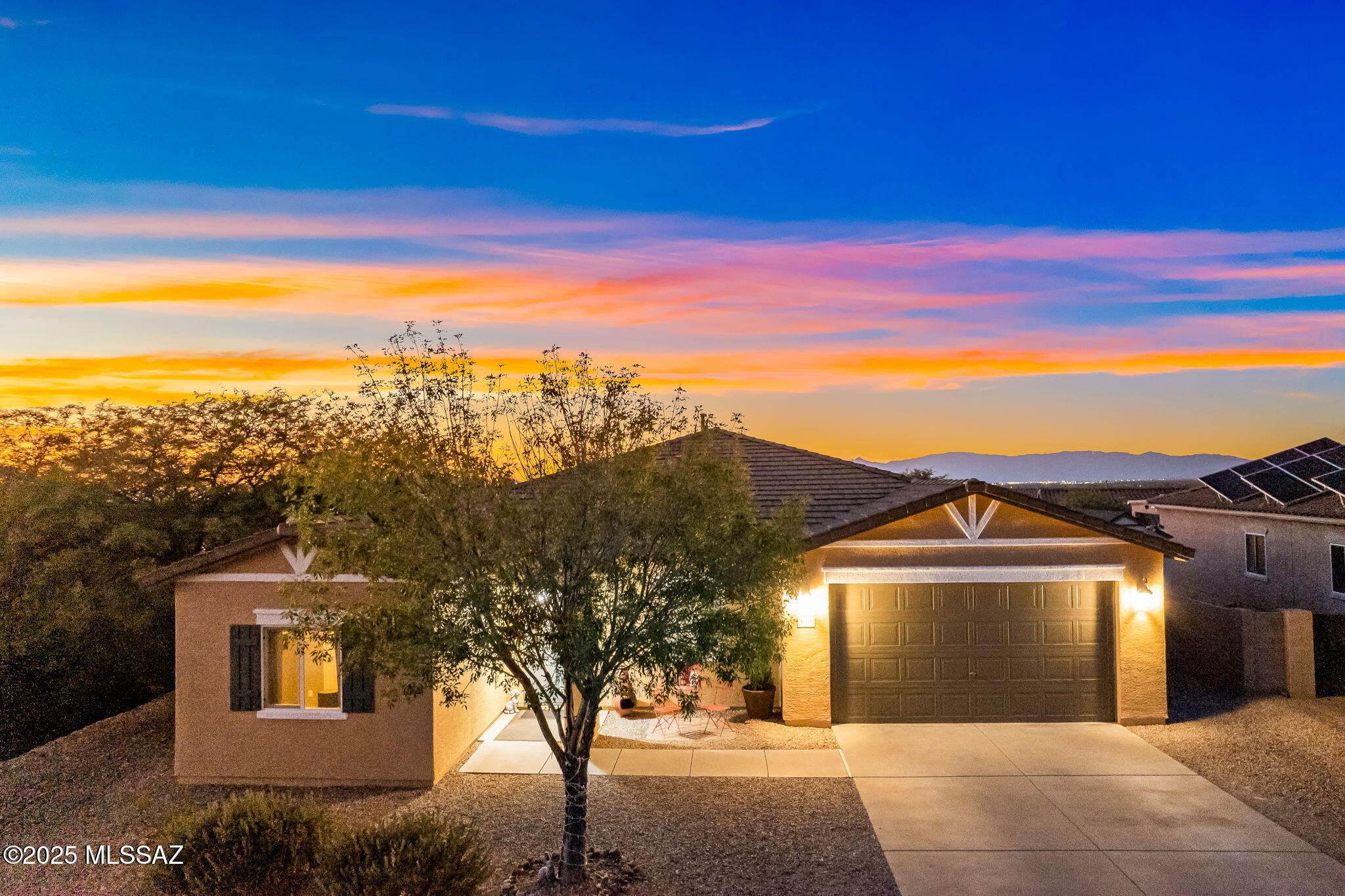 643 W Charles L McKay Street