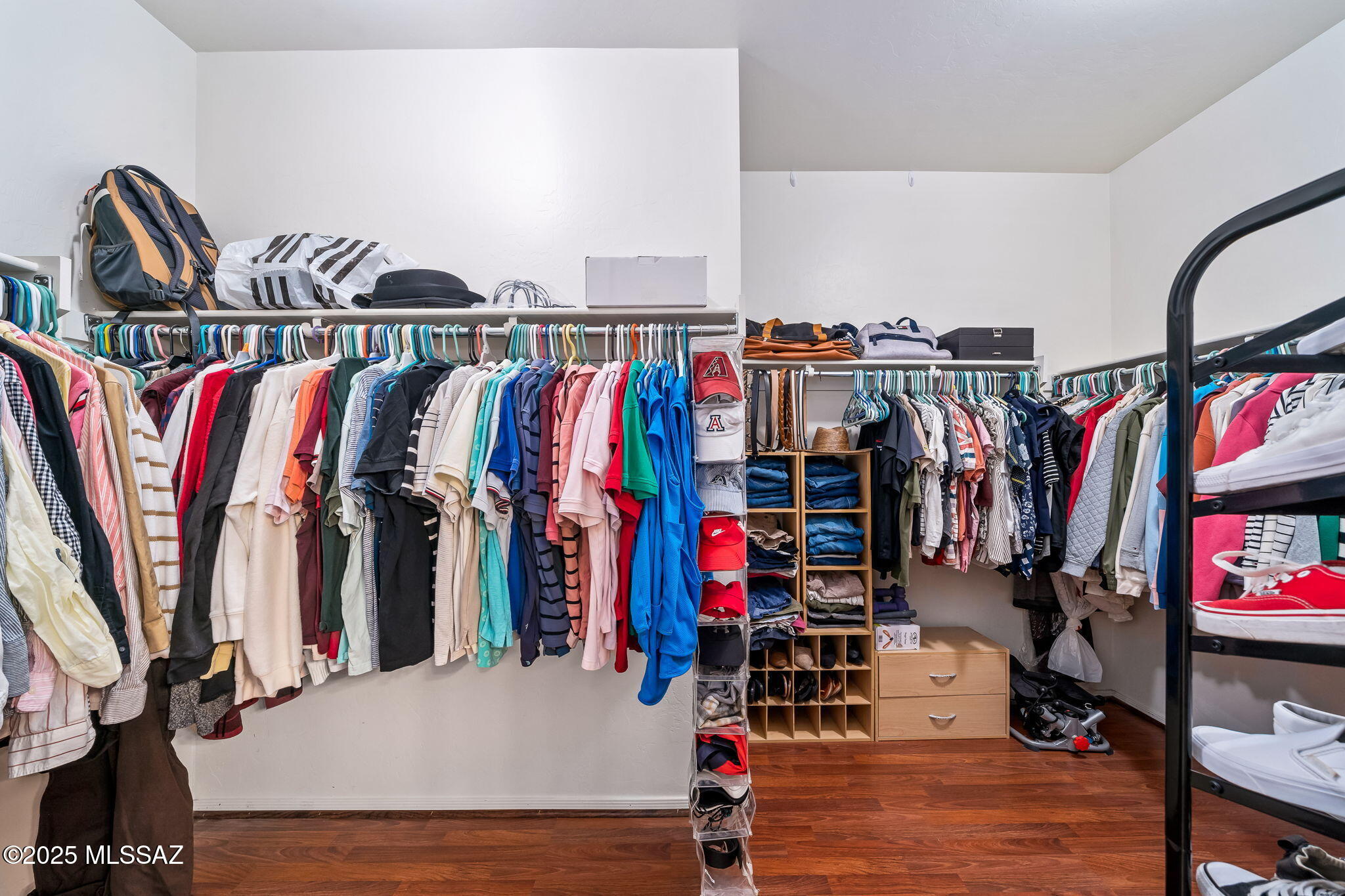 643 W Charles L McKay Street