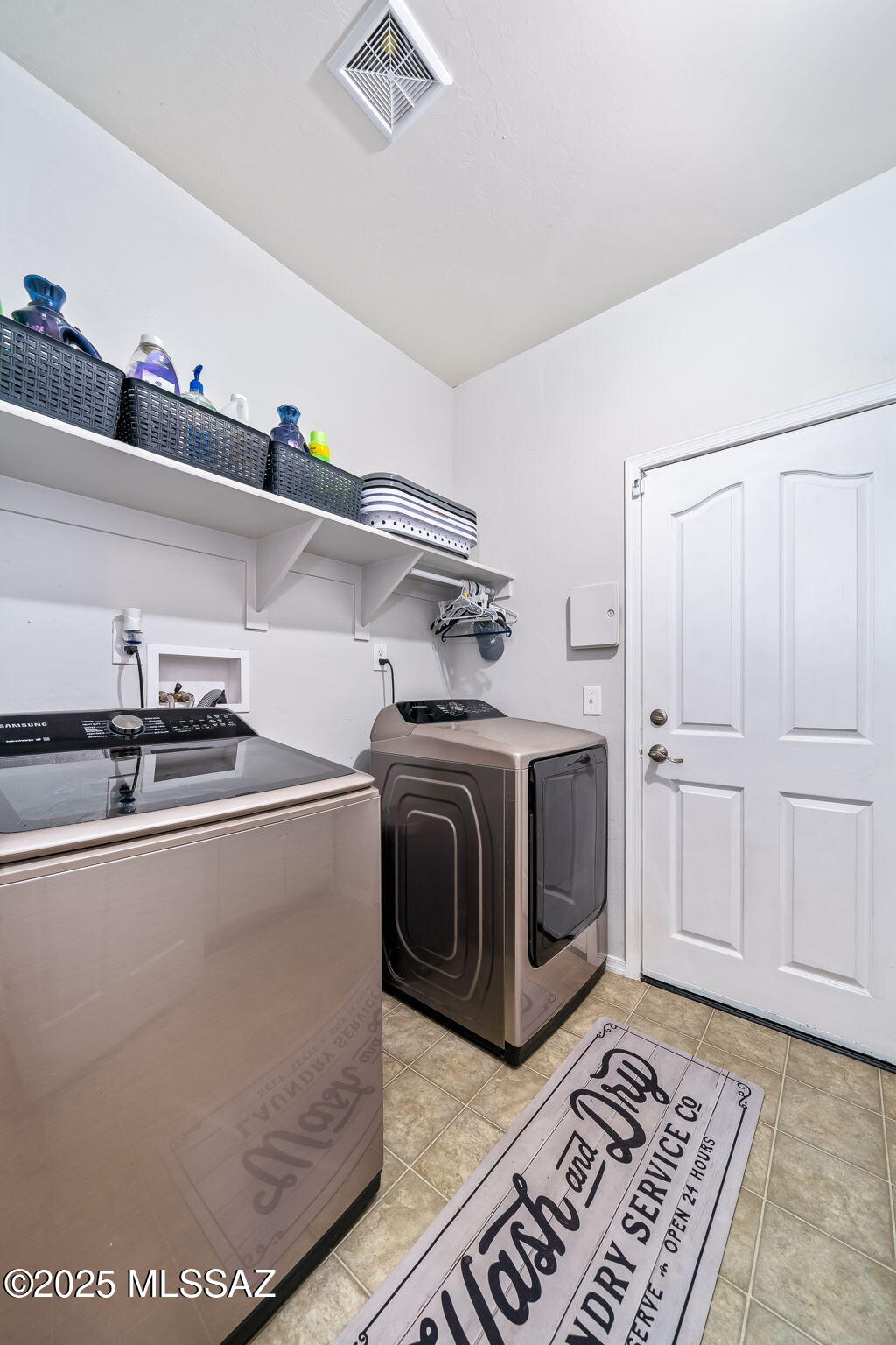 643 W Charles L McKay Street