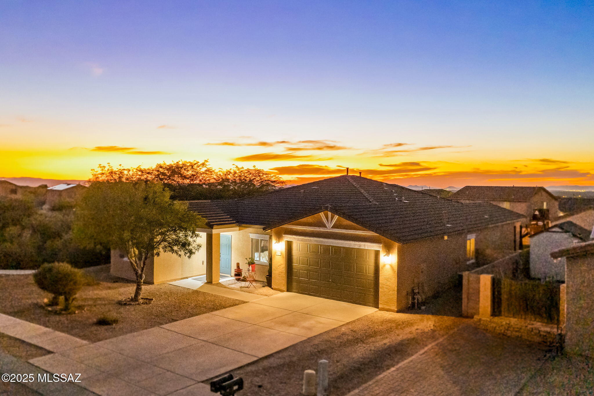 643 W Charles L McKay Street