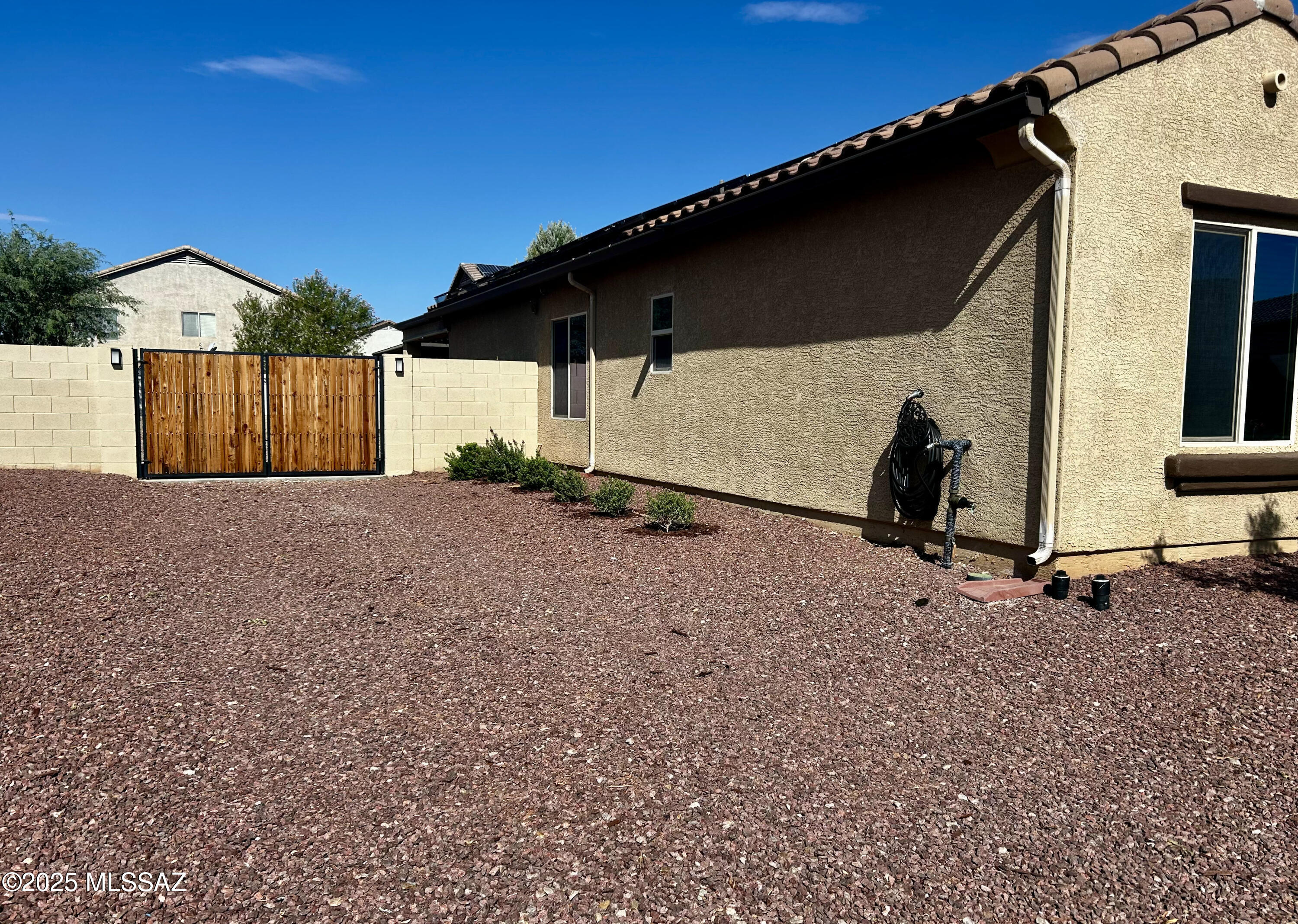 33962 S Garrison Lane