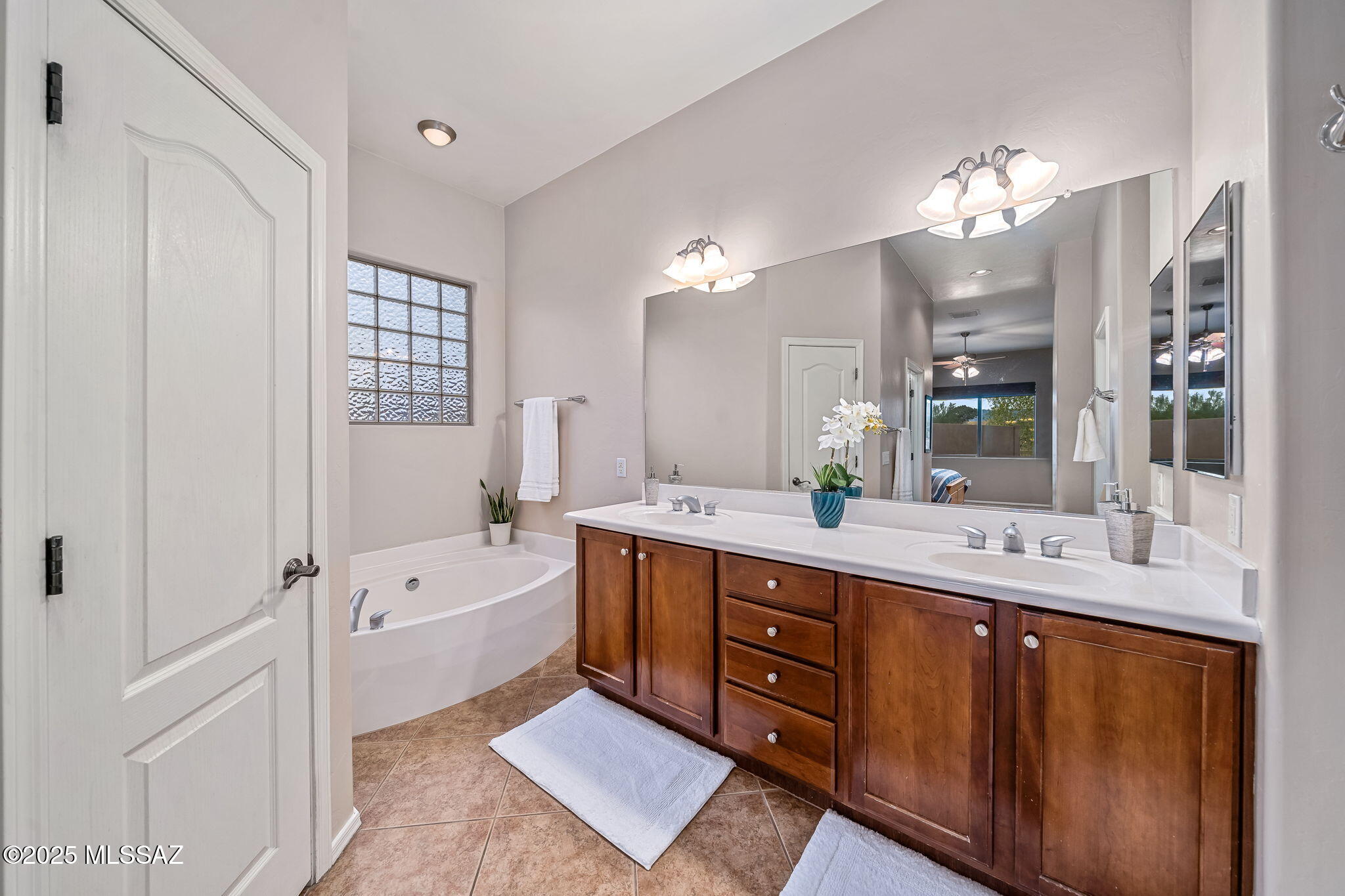 13719 E Kirkwood Place