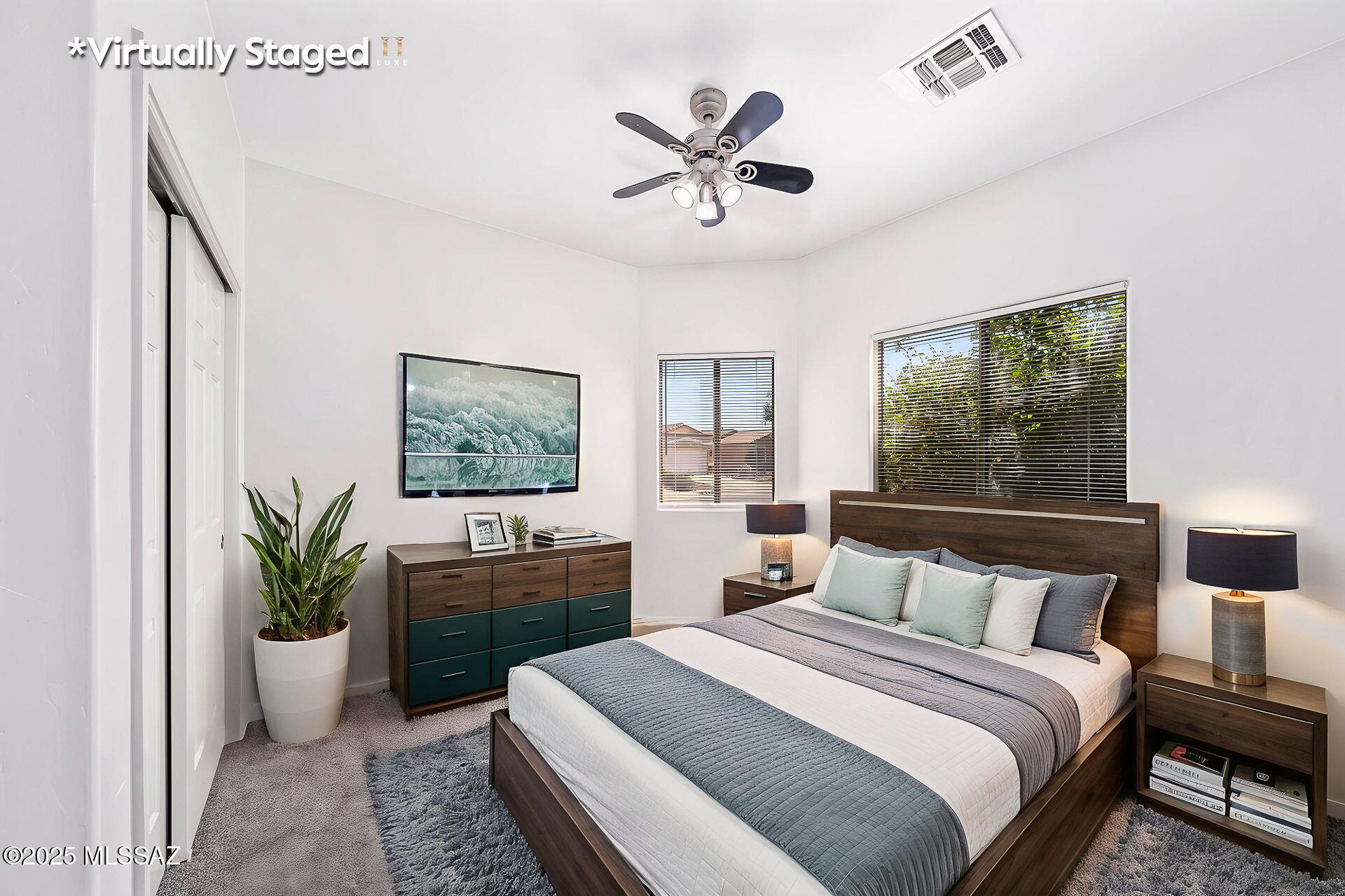 159 E Corte Rancho Colina