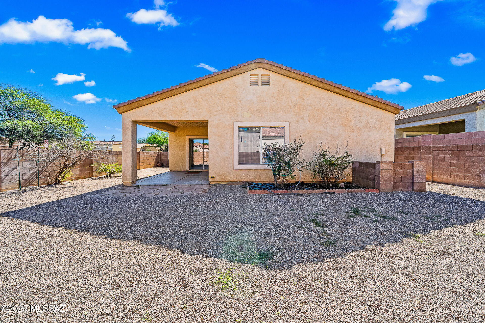 159 E Corte Rancho Colina