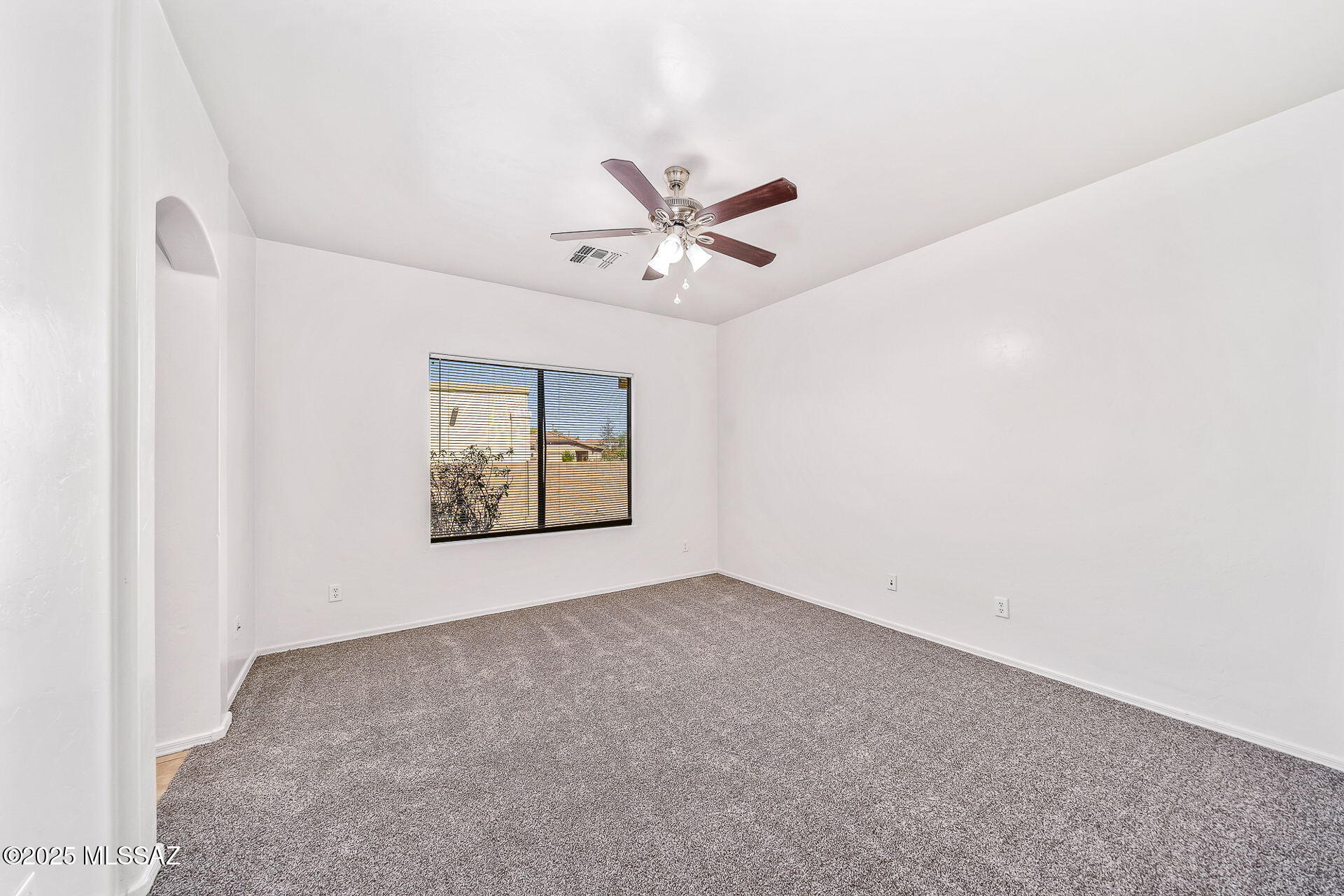 159 E Corte Rancho Colina