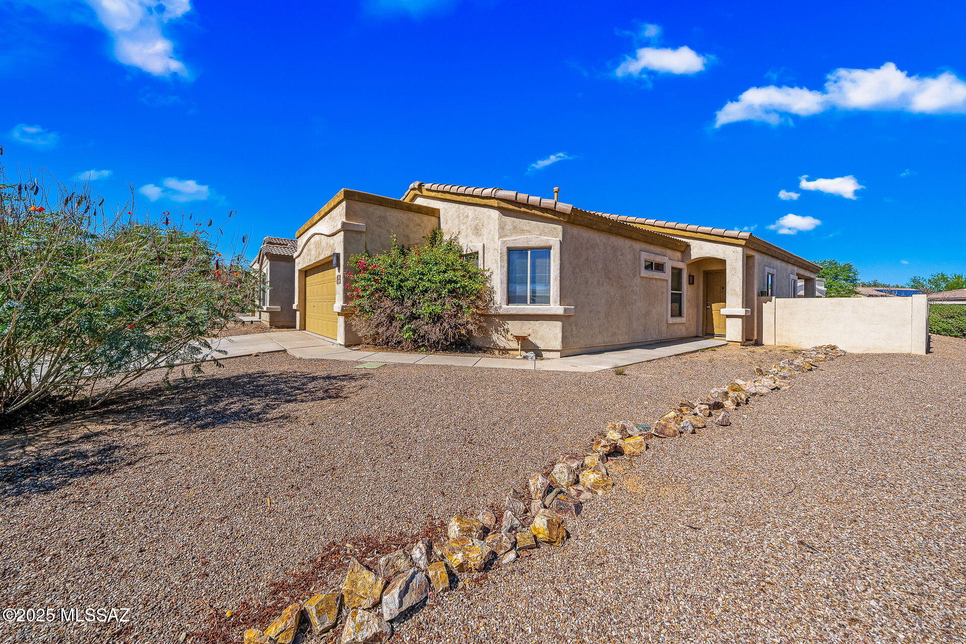 159 E Corte Rancho Colina