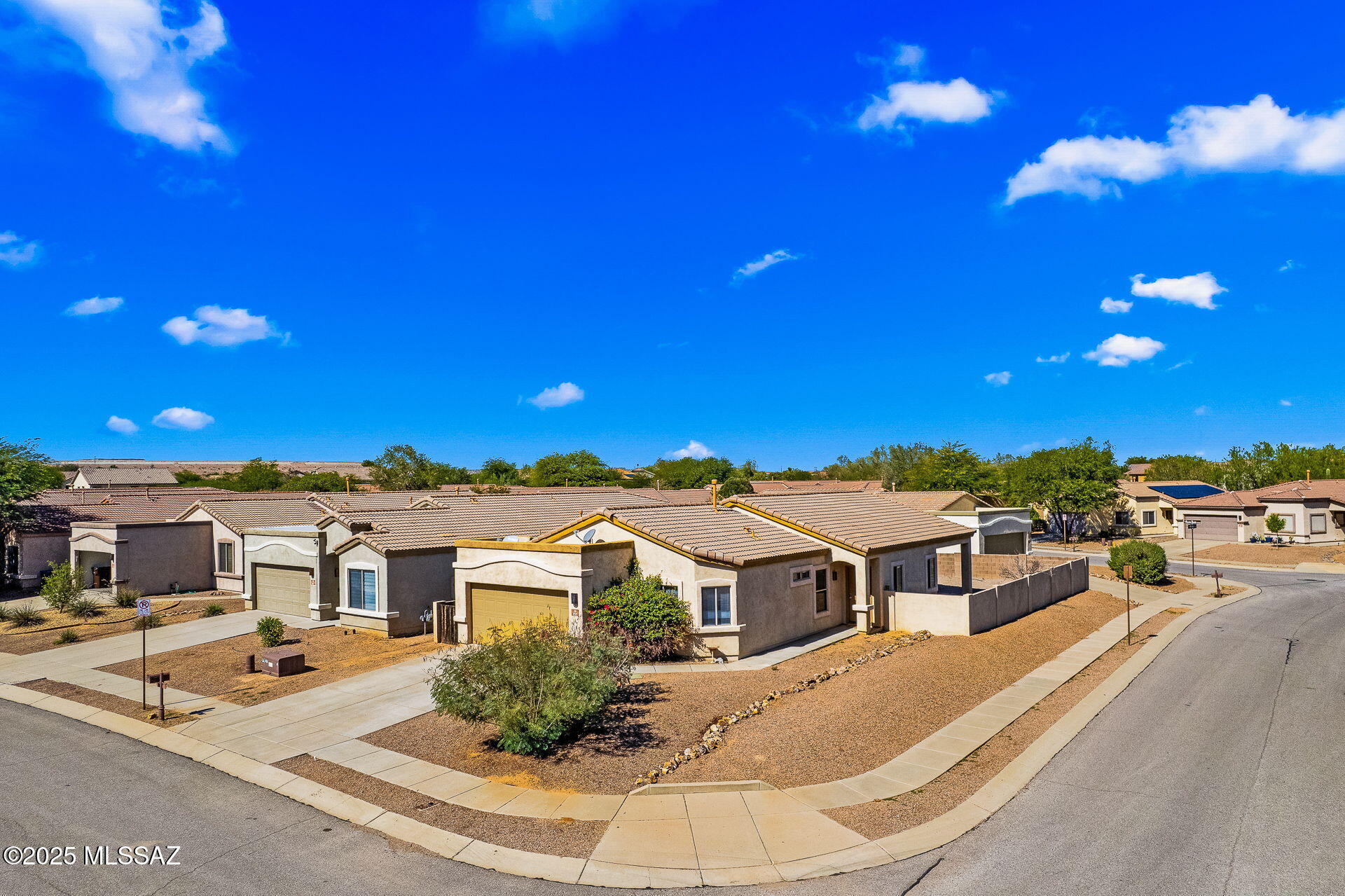 159 E Corte Rancho Colina