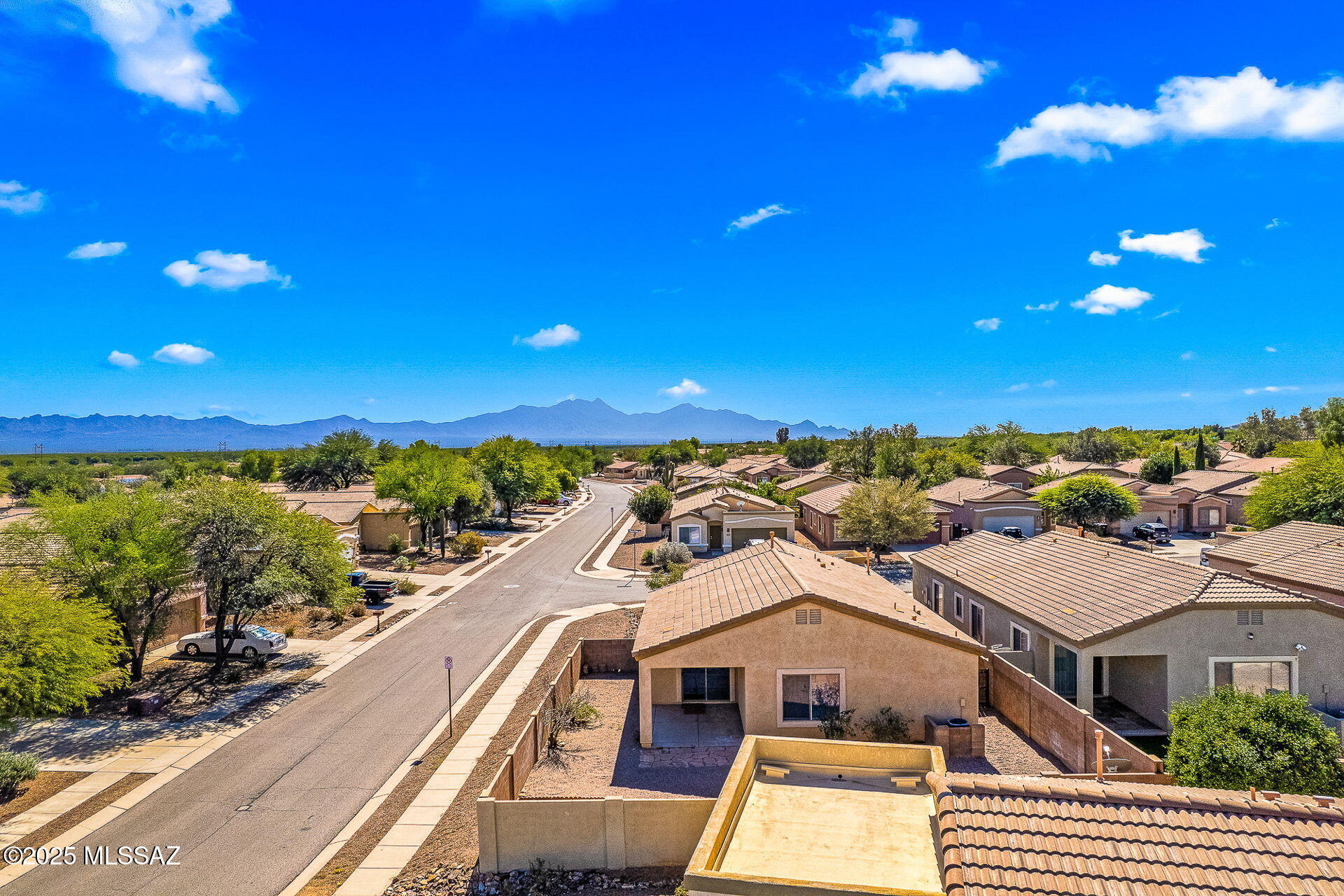 159 E Corte Rancho Colina