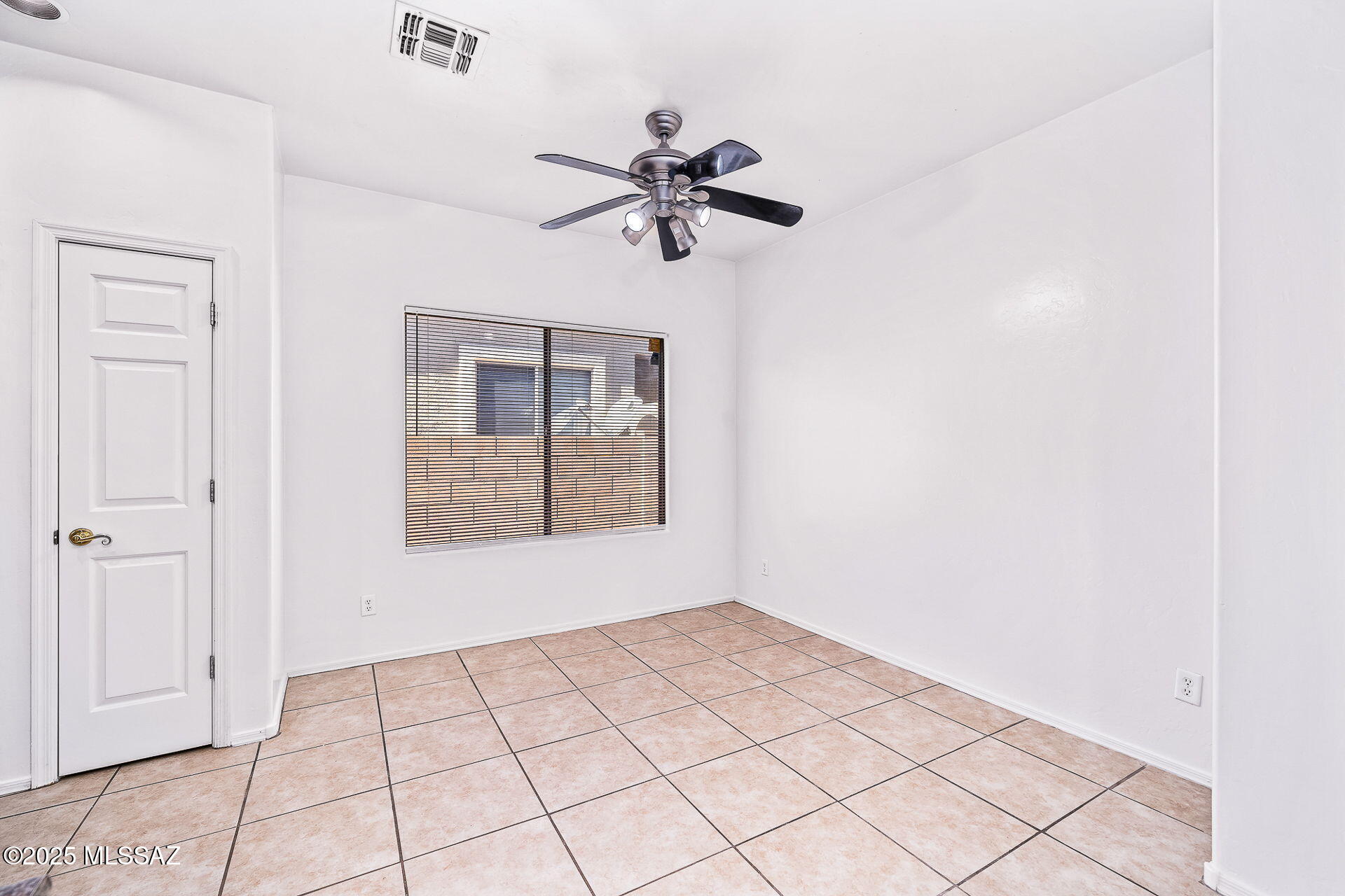 159 E Corte Rancho Colina