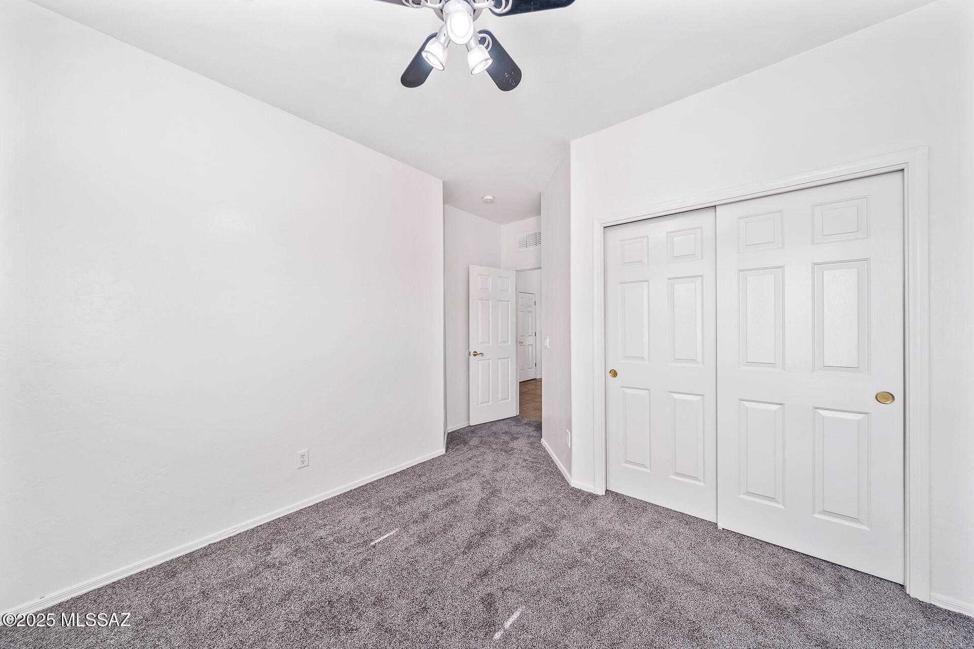 159 E Corte Rancho Colina