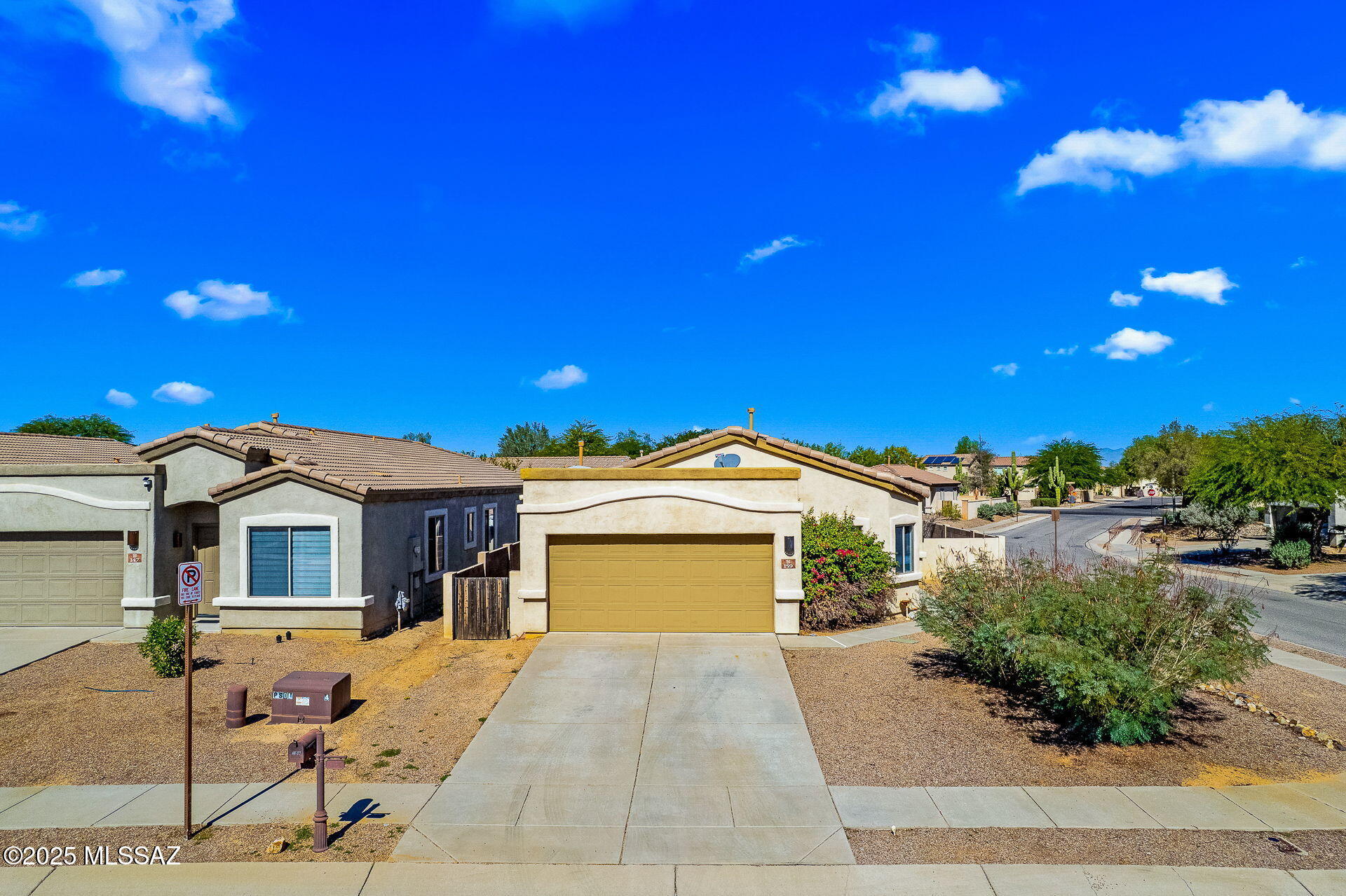 159 E Corte Rancho Colina