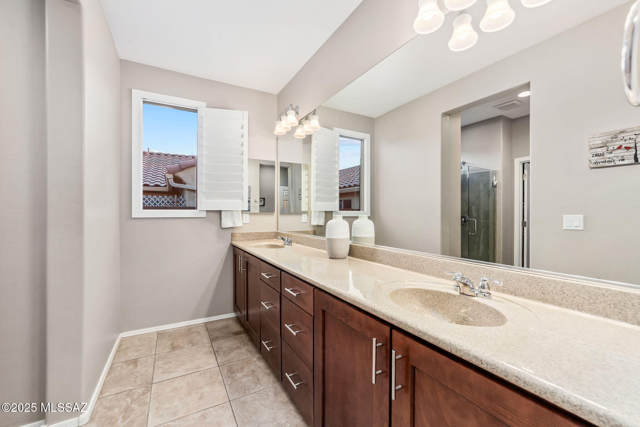 7084 W Cliff Spring Trail