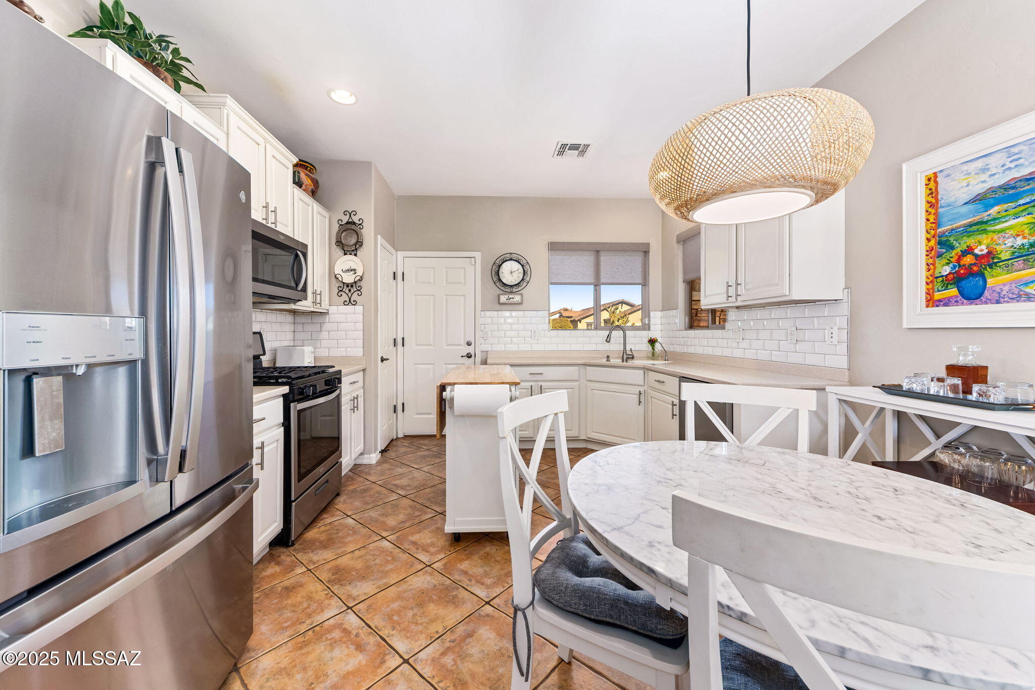 347 W Calle Del Estribo