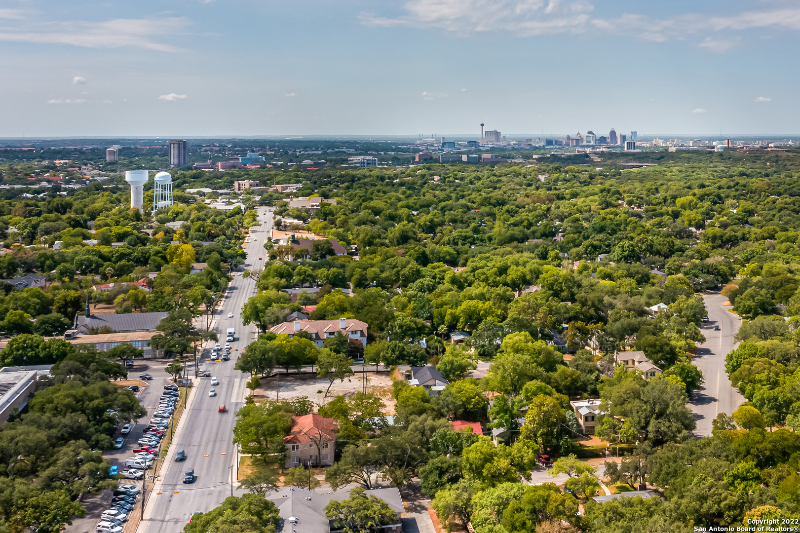 103 E Elmview Pl