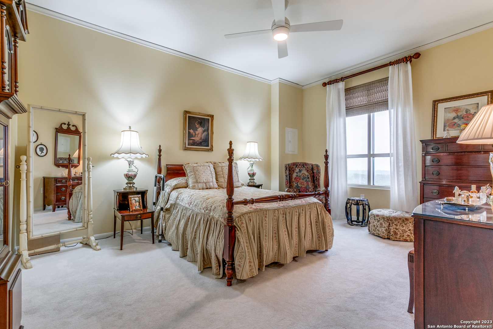 1 TOWERS PARK LN Unit: 1203