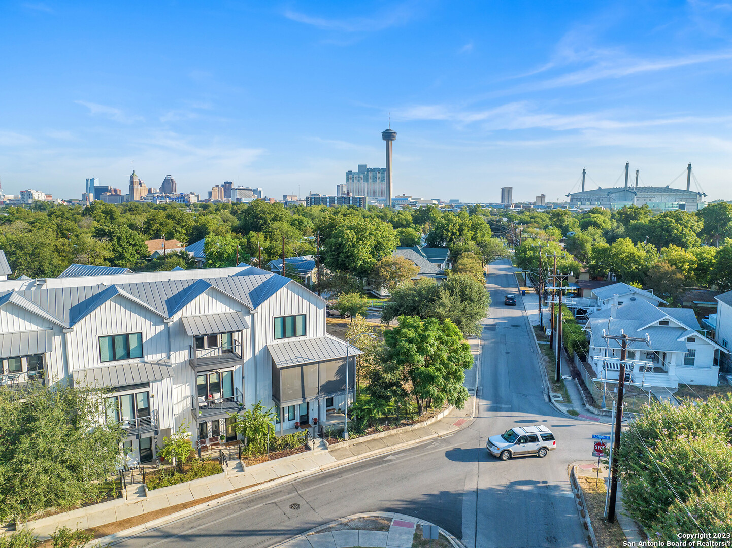 1226 S Presa St Unit: 107
