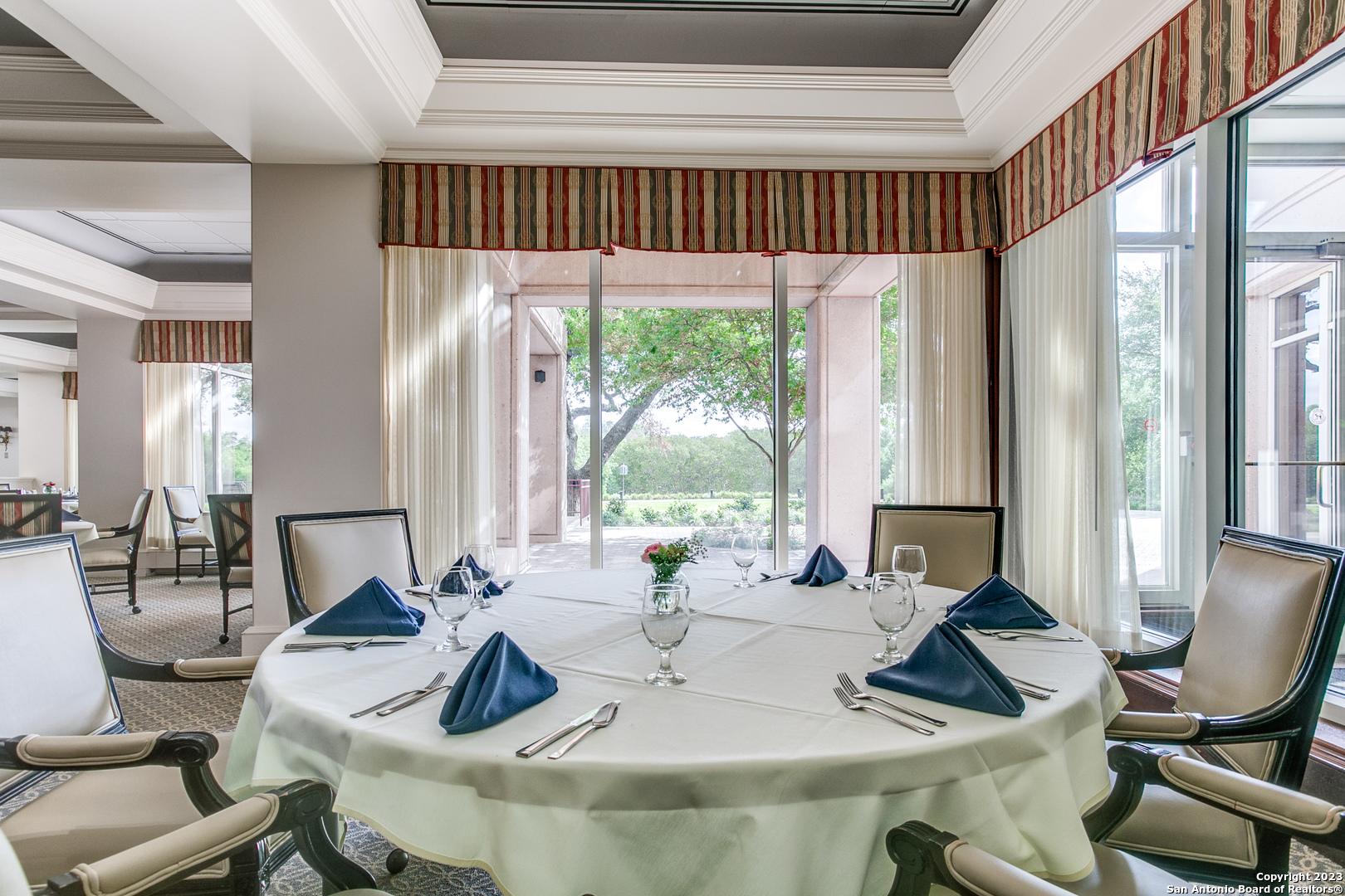 1 Towers Park Ln Unit: 1004
