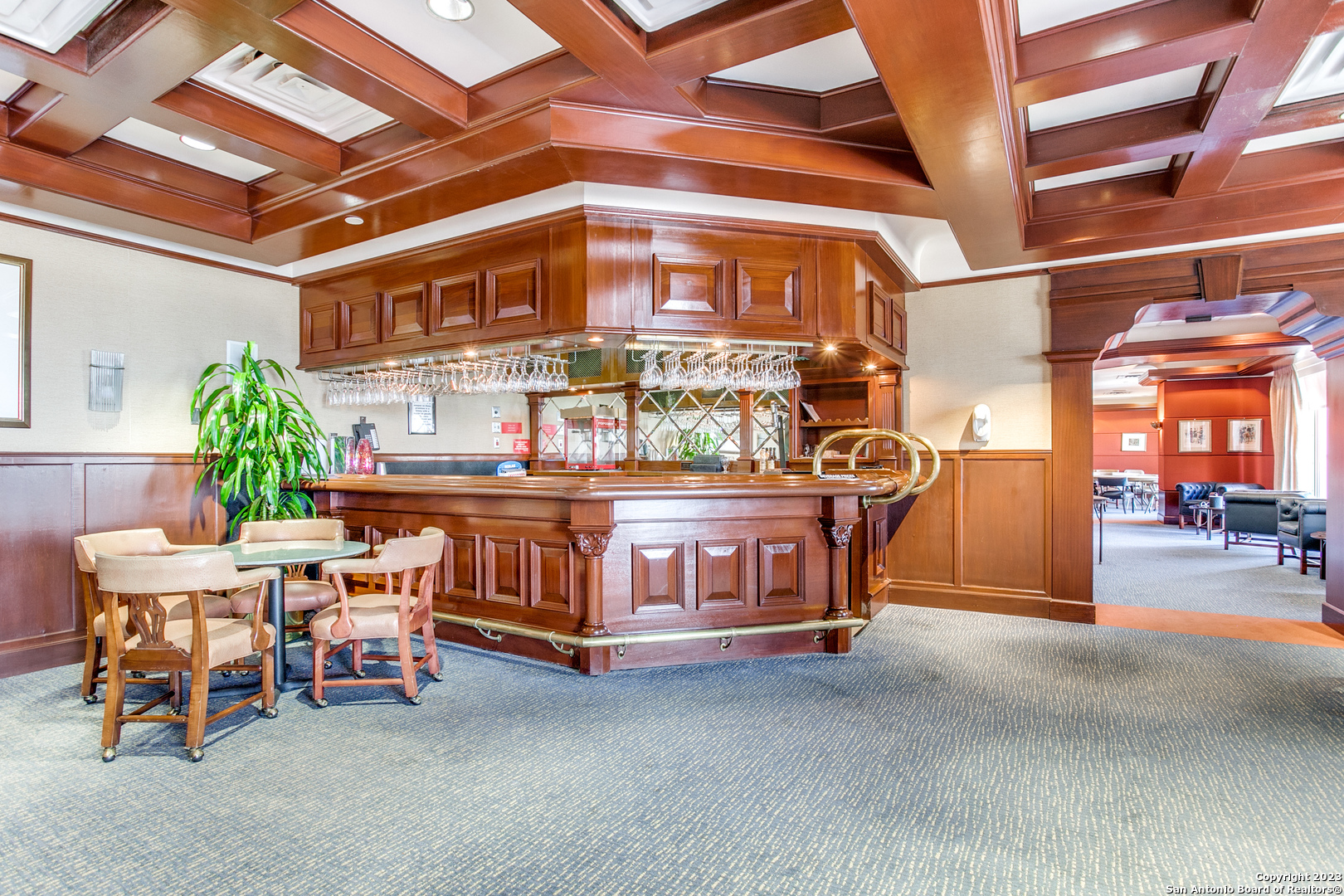 1 Towers Park Ln Unit: 1004