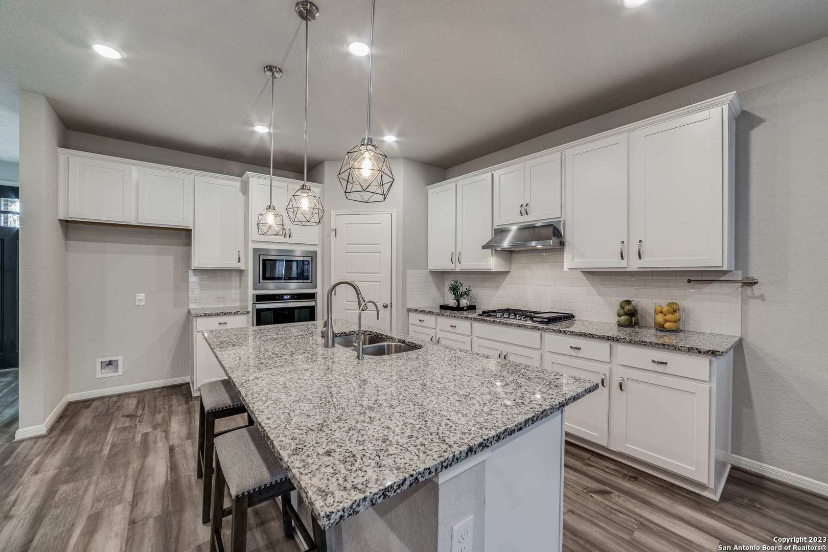 2449 Pennilynn Way