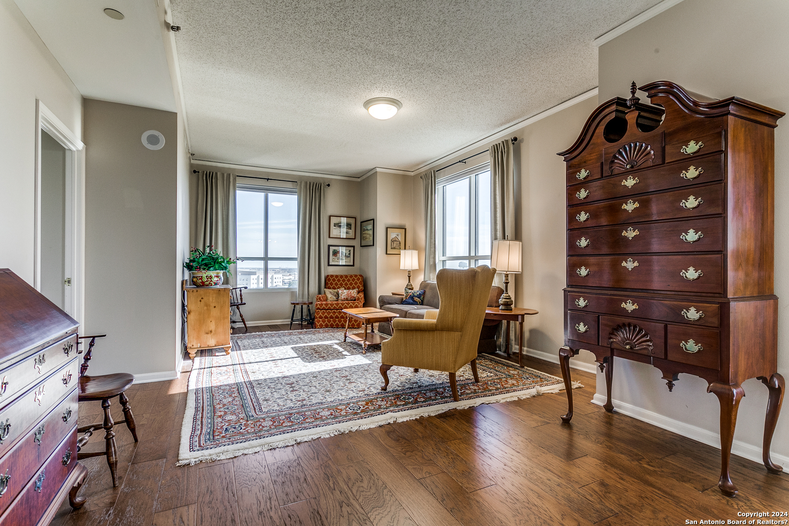 1 Towers Park Ln Unit: 812