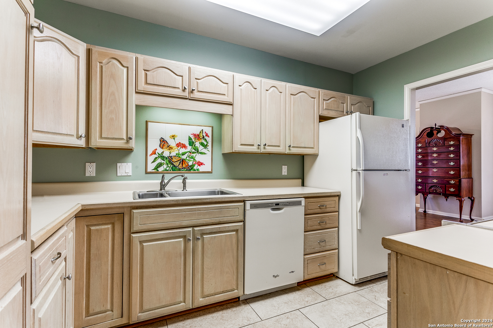 1 Towers Park Ln Unit: 812